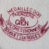 Gien ceramic flat plates. Collection "Bouquets de roses"