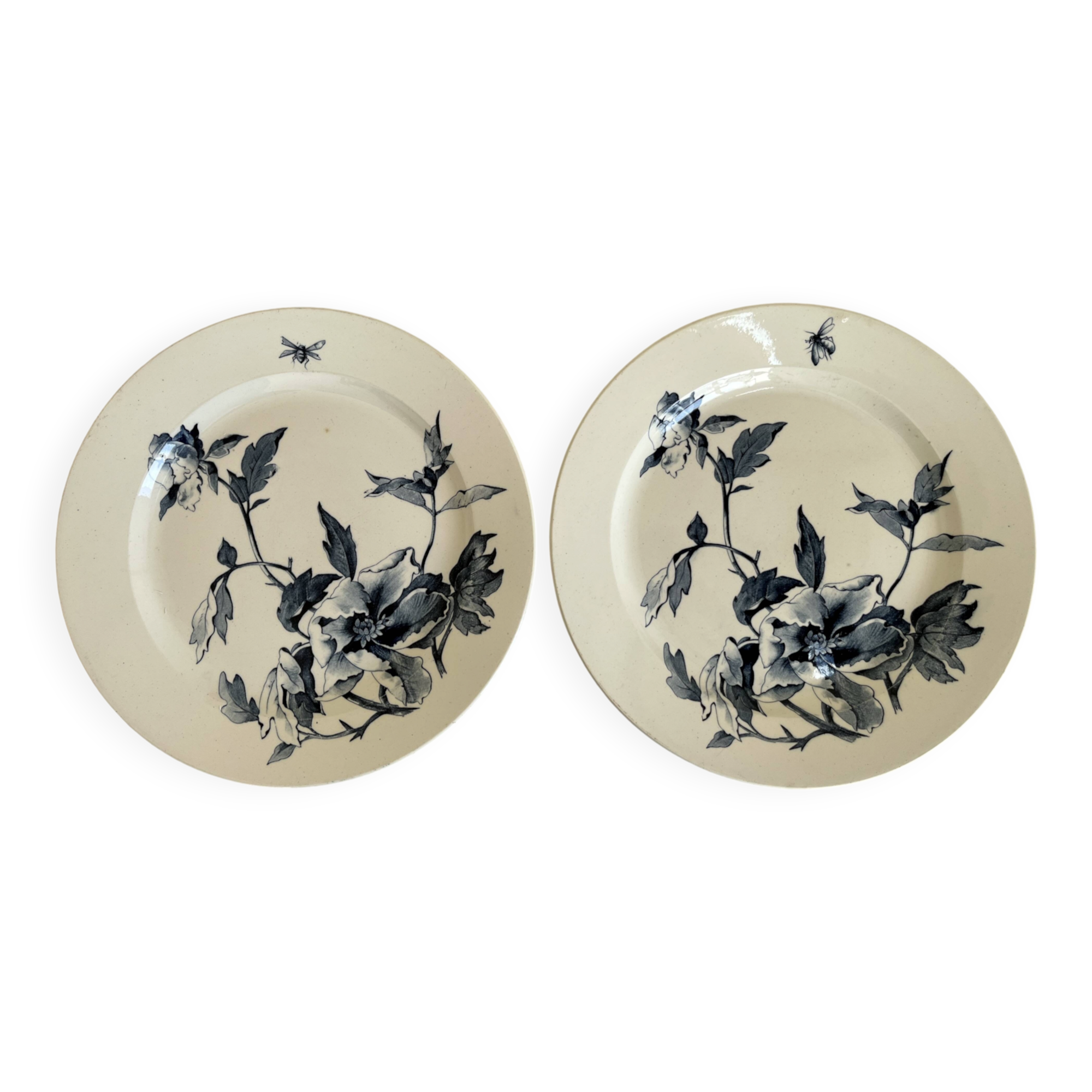 Pair of poppy dishes, Summer decoration, Gien earthenware from the 19th century.