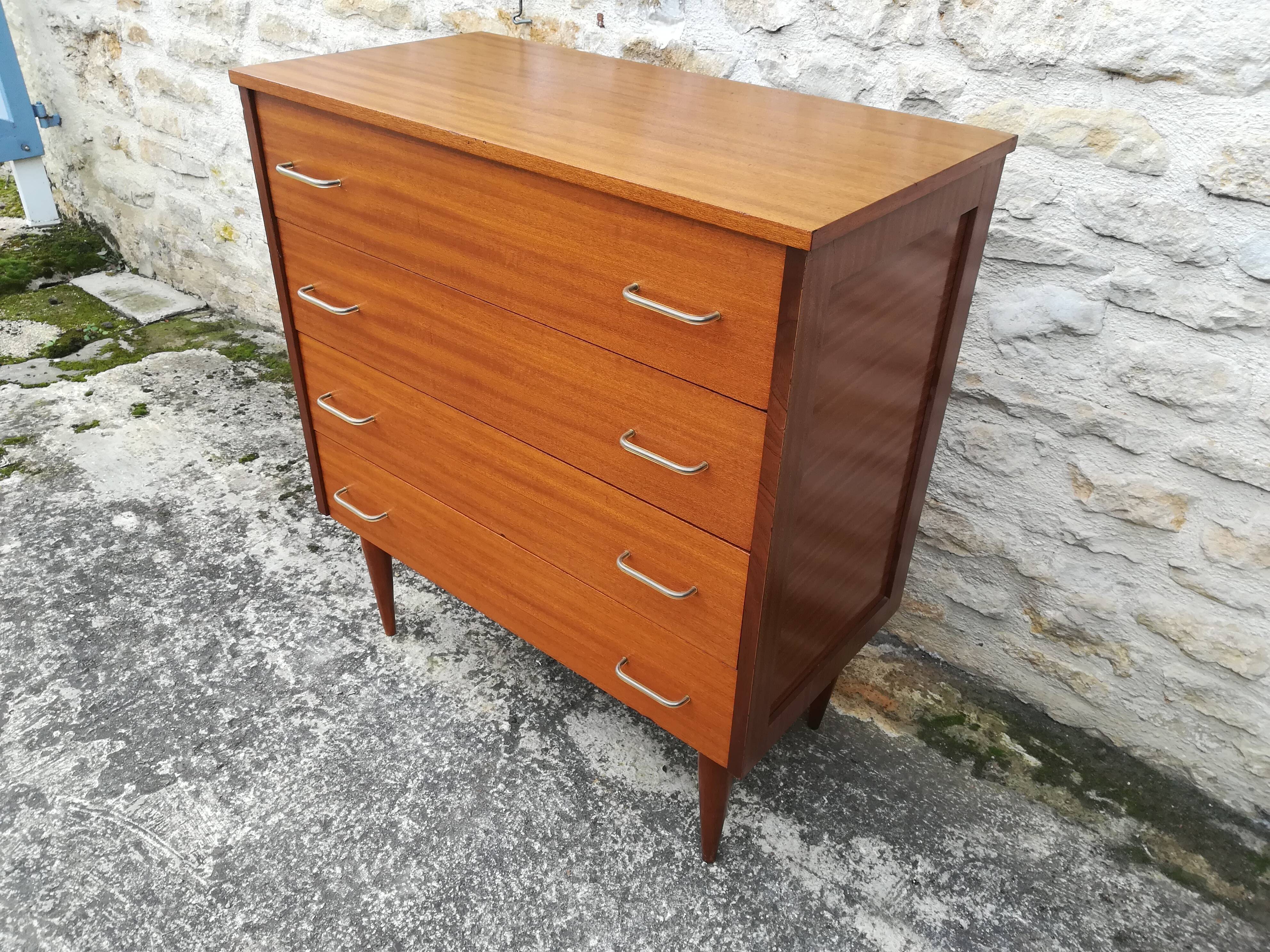 Vintage chest of drawers