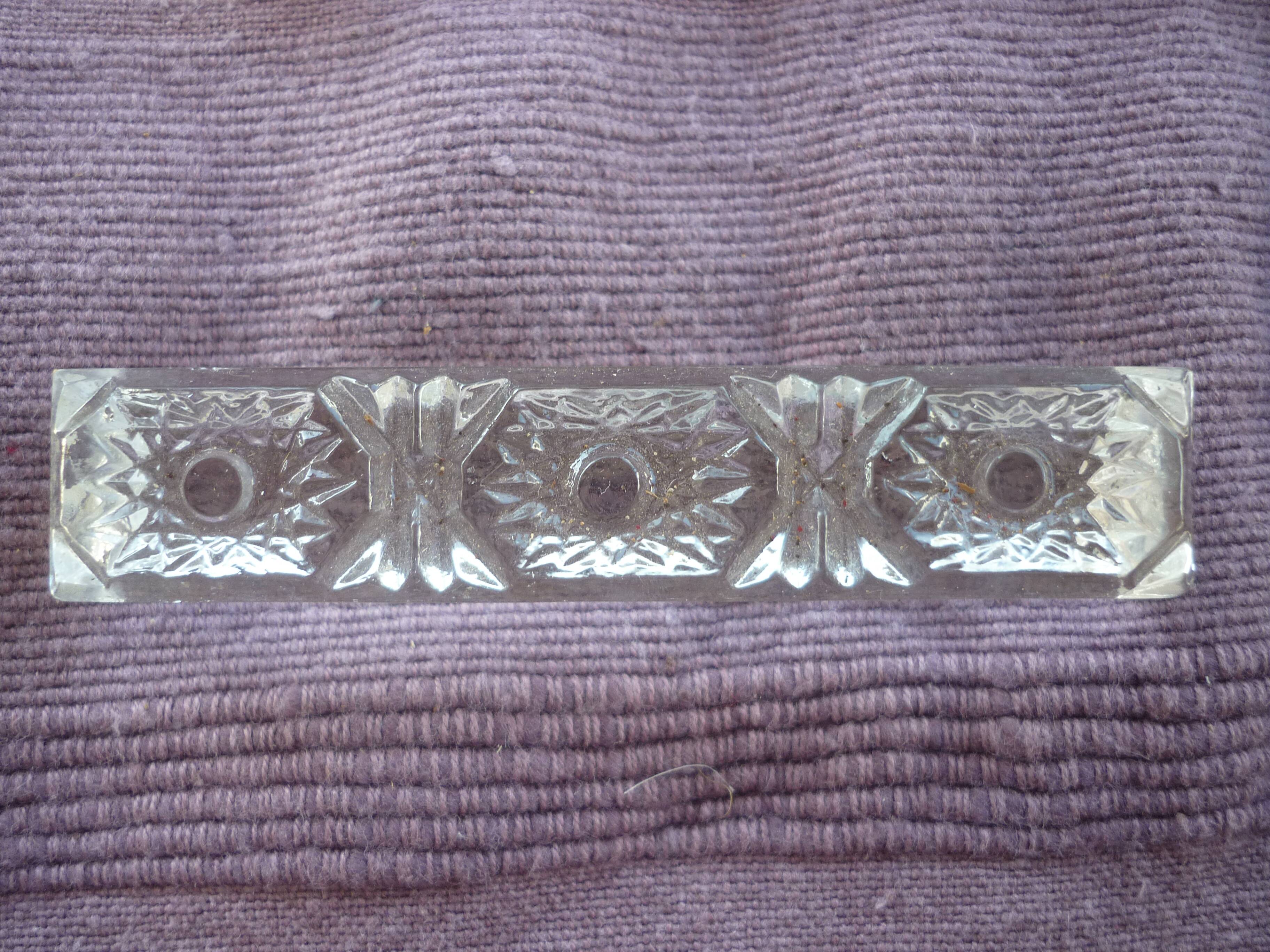 Set of 12 wears crystal knives