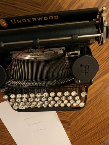 Machine à écrire Underwood Portable USA