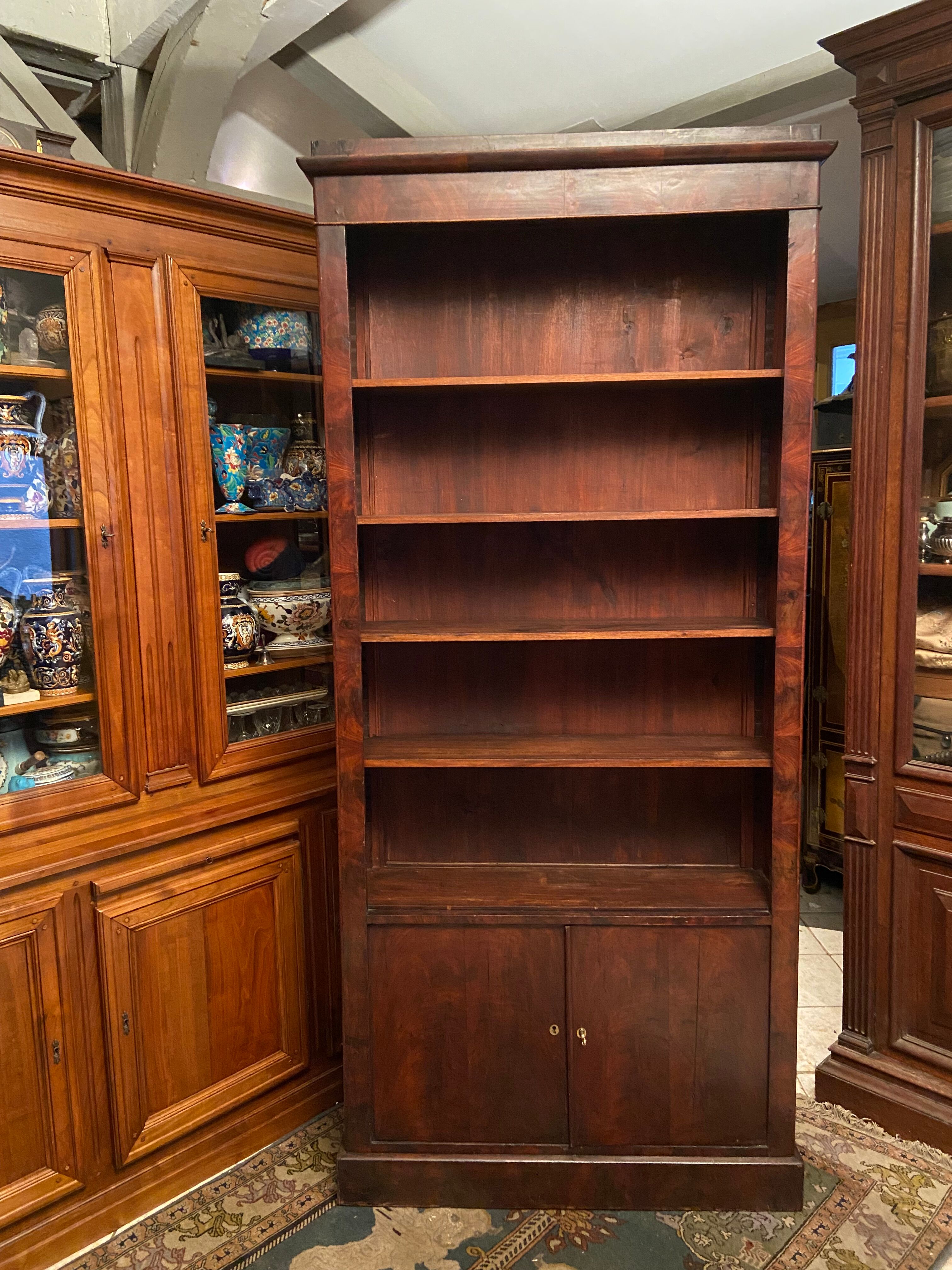 Fine mahogany library of the 1830s Louis-Philippe