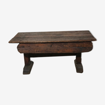 Solid oak desk, eighteenth century, France