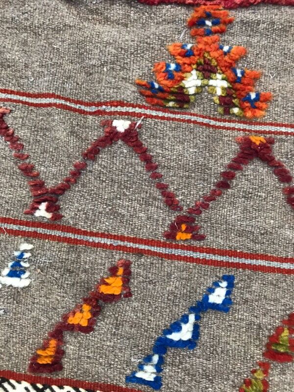 Moroccan berbere rug 142 x 254 cm