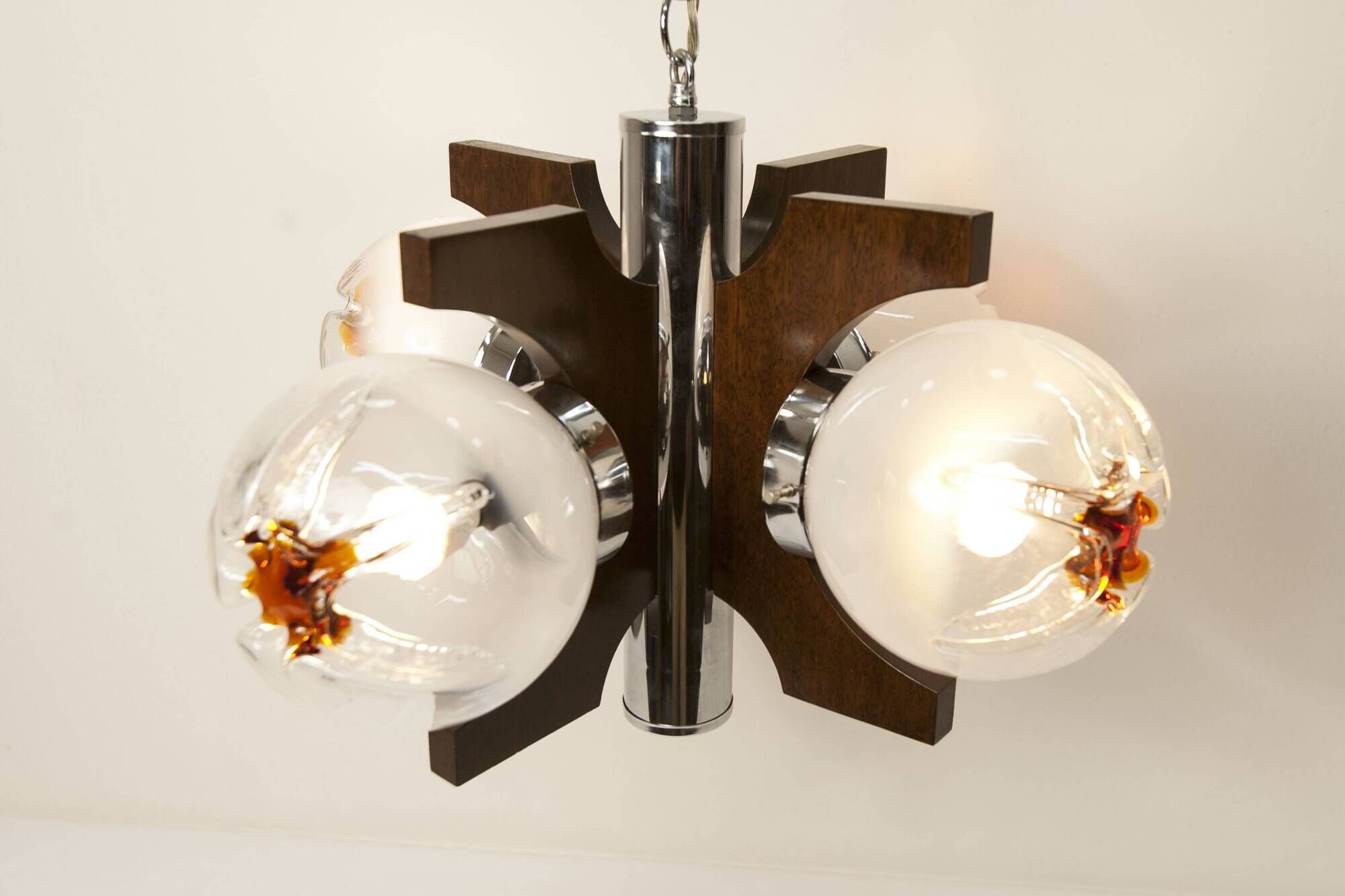 Lustre mazzega Murano 4 boules et teck 1960