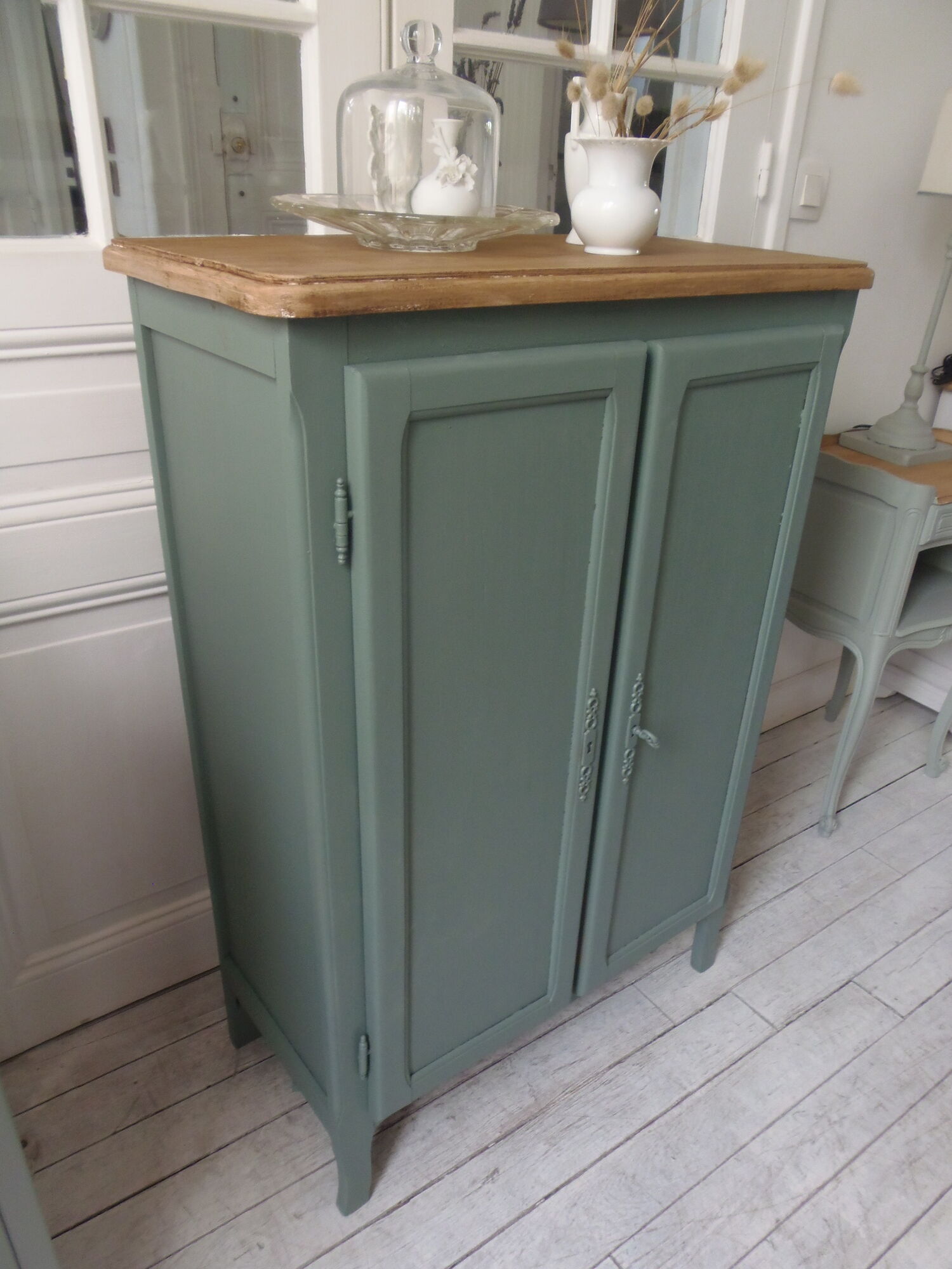 Vintage shoe cabinet smoked green wax finish, wooden top.