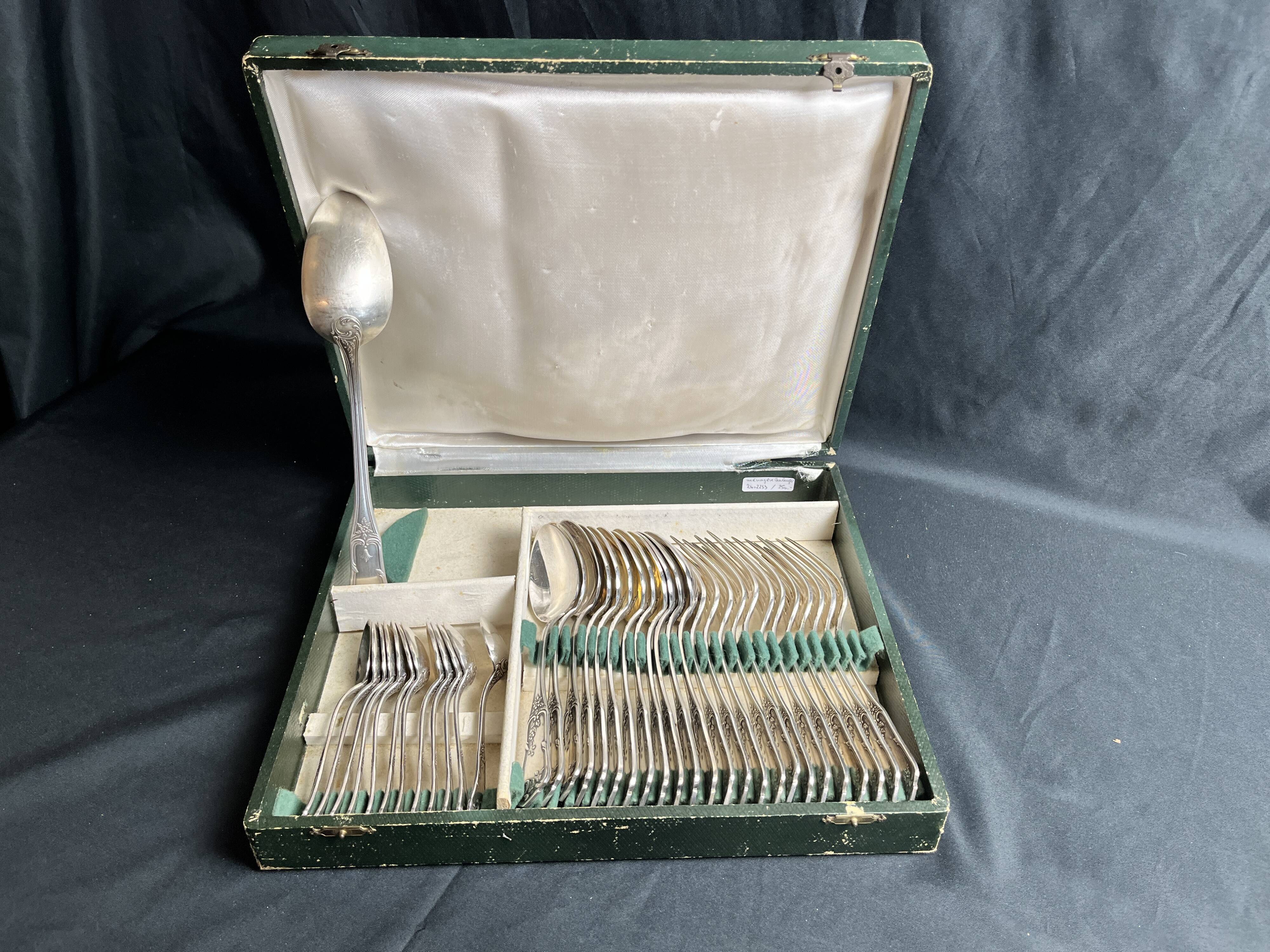 Tableware, cutlery 37 pieces silver metal Boulenger 20th century