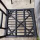 Fauteuils en rotin noir