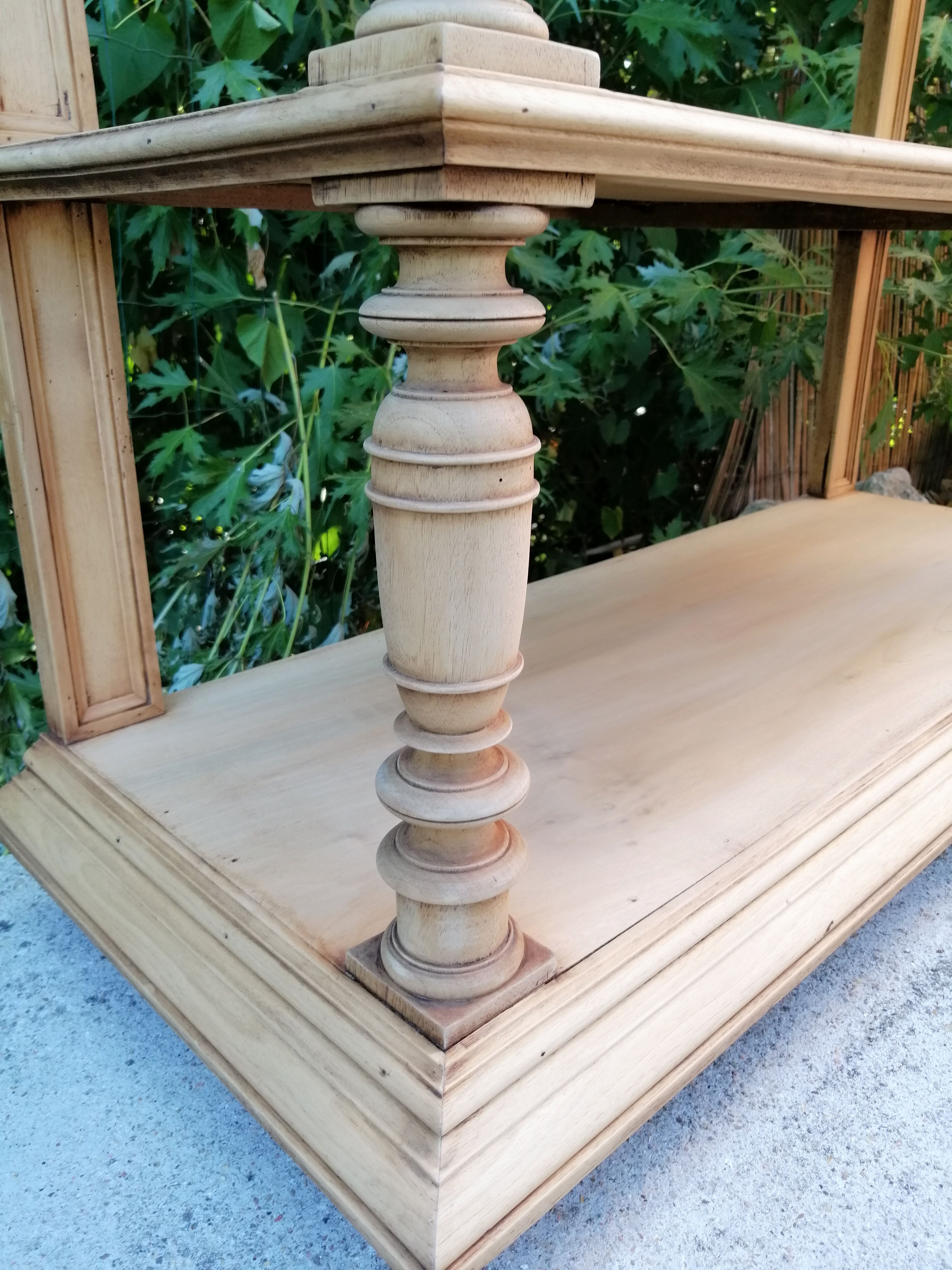 Console Henry II