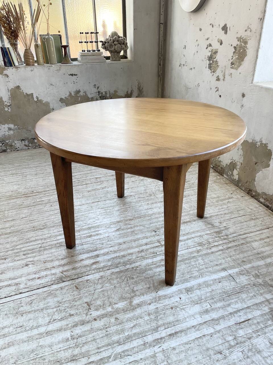 1950s round oak table