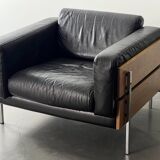 Robin Day armchair for habitat in black leather, wood and chrome