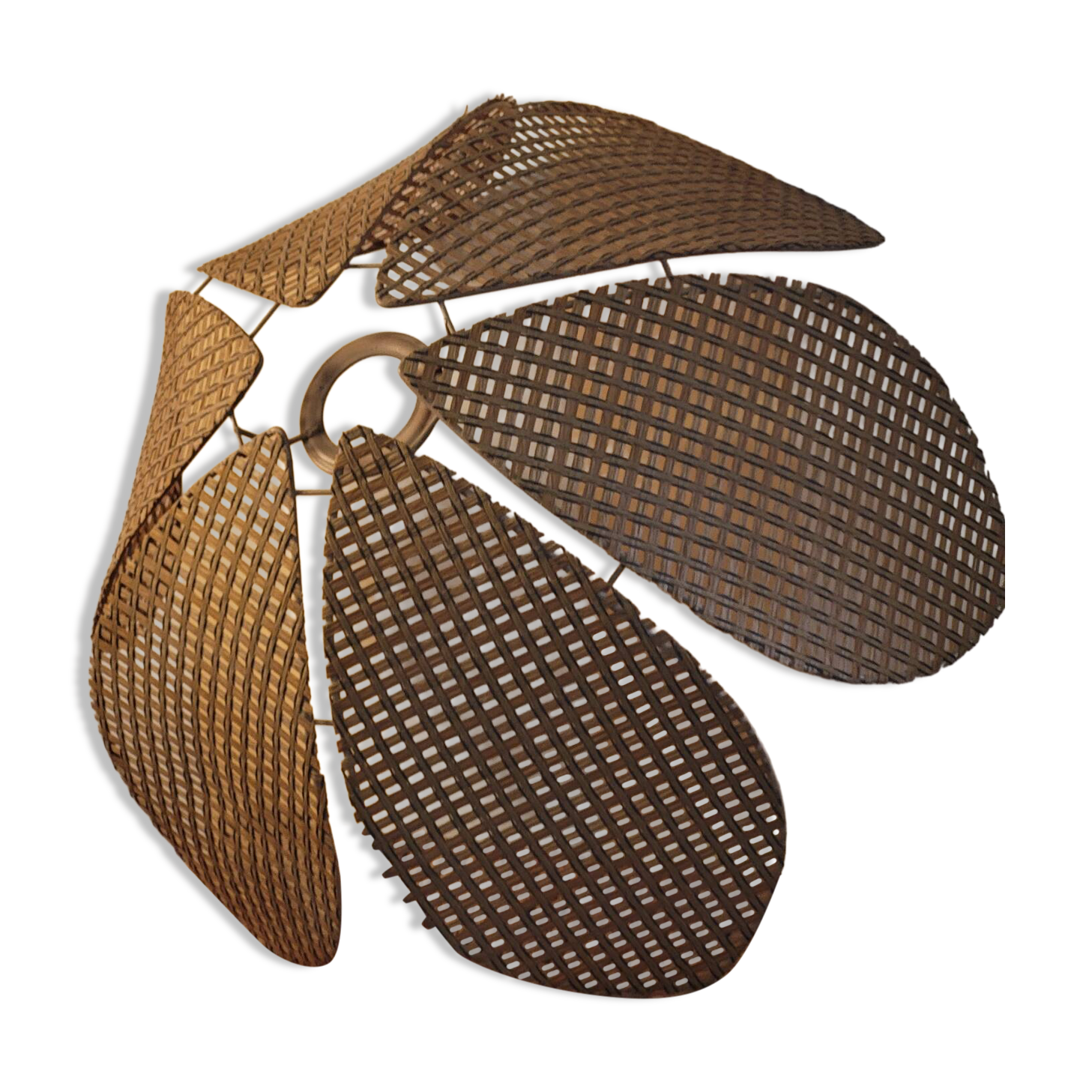 Suspension fleurs rotin