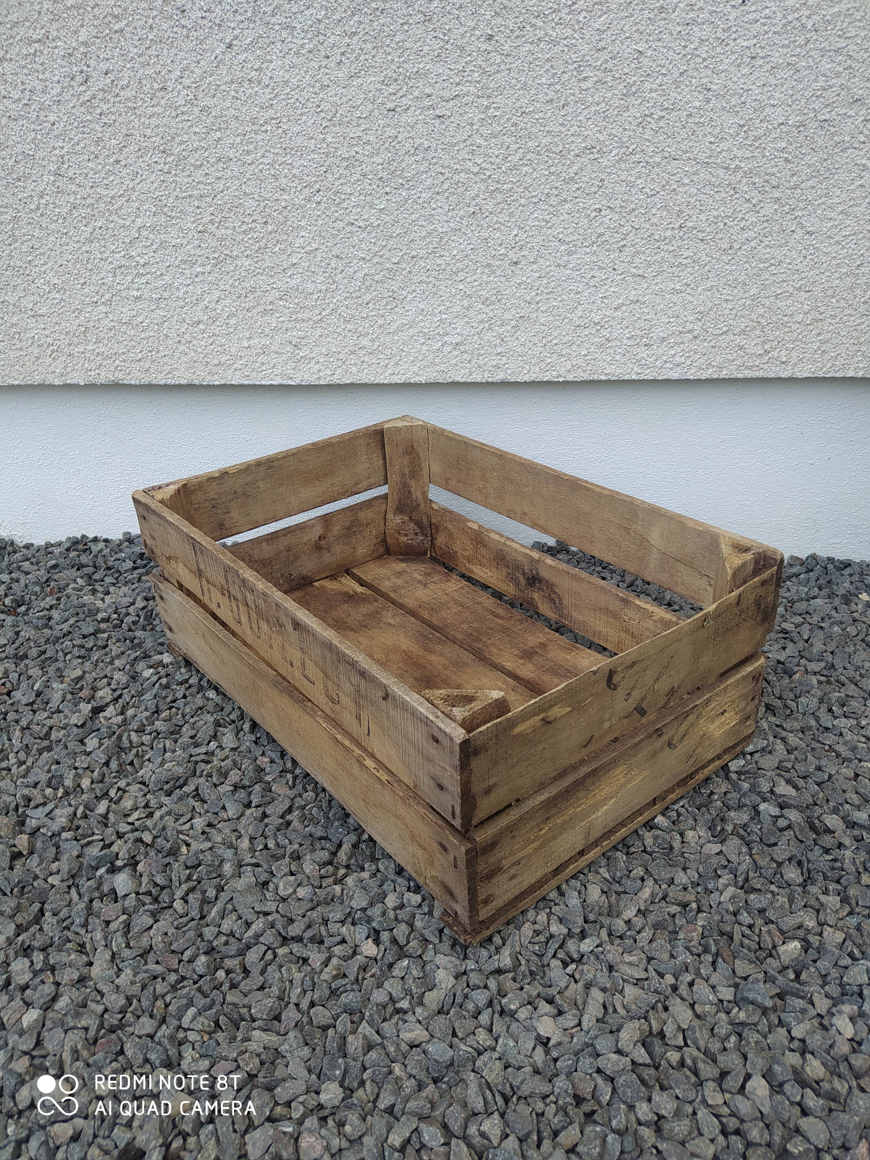Old wooden pear/apple box