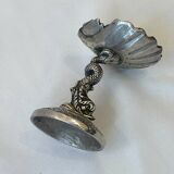 Salière sur pied avec dauphin et coquillage en bronze argenté fin XIXe 1900