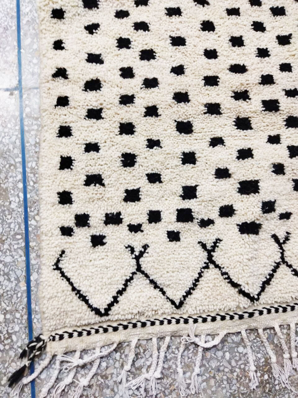 Moroccan berber carpet 252x156cm