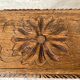 Tabouret bas en bois sculpté style Breton
