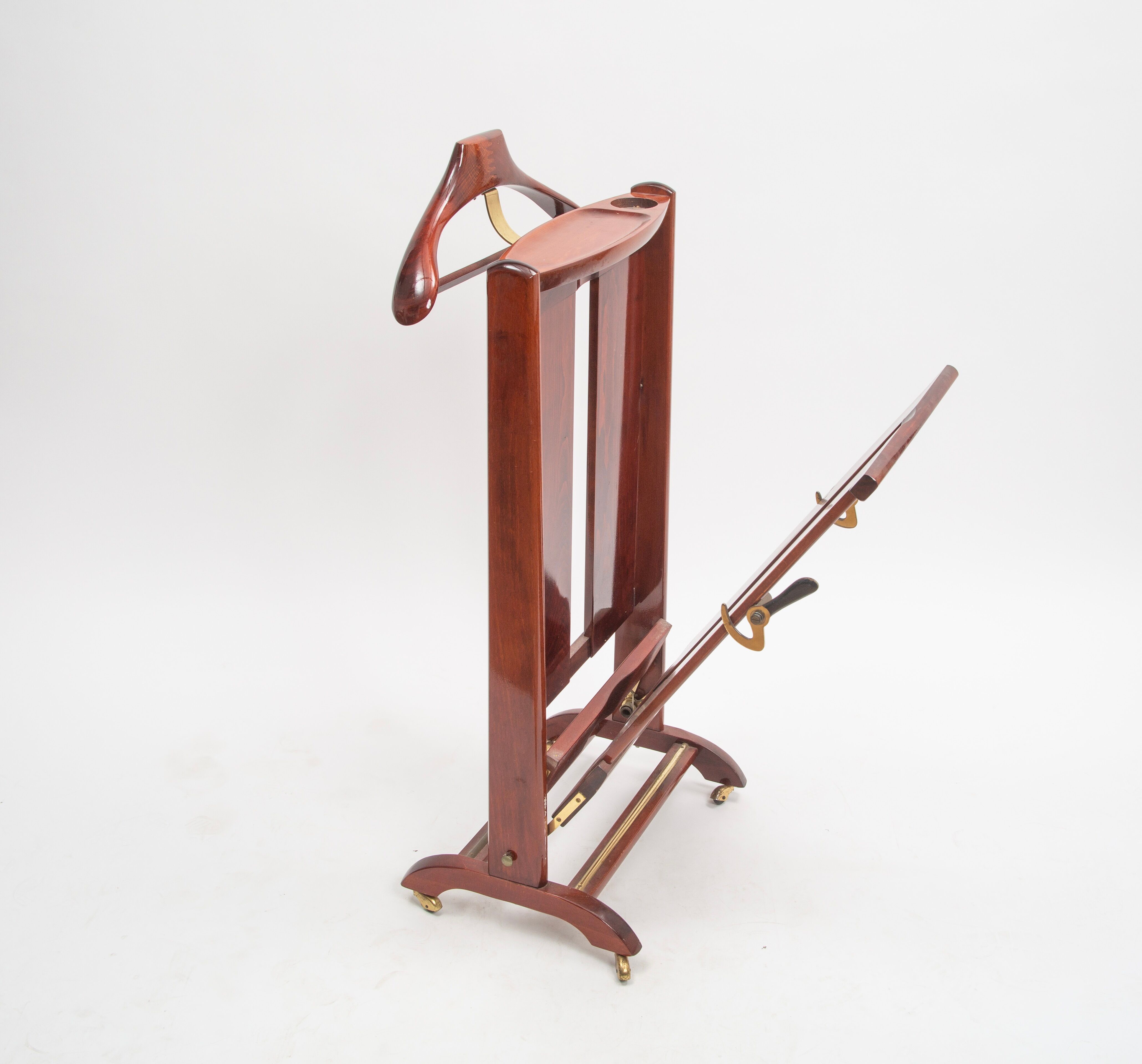 Italian valet Fratelli Reguitti in mahogany wood