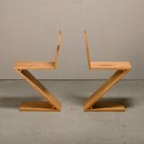 Zig Zag Chair after Gerrit Rietveld in solid Pine