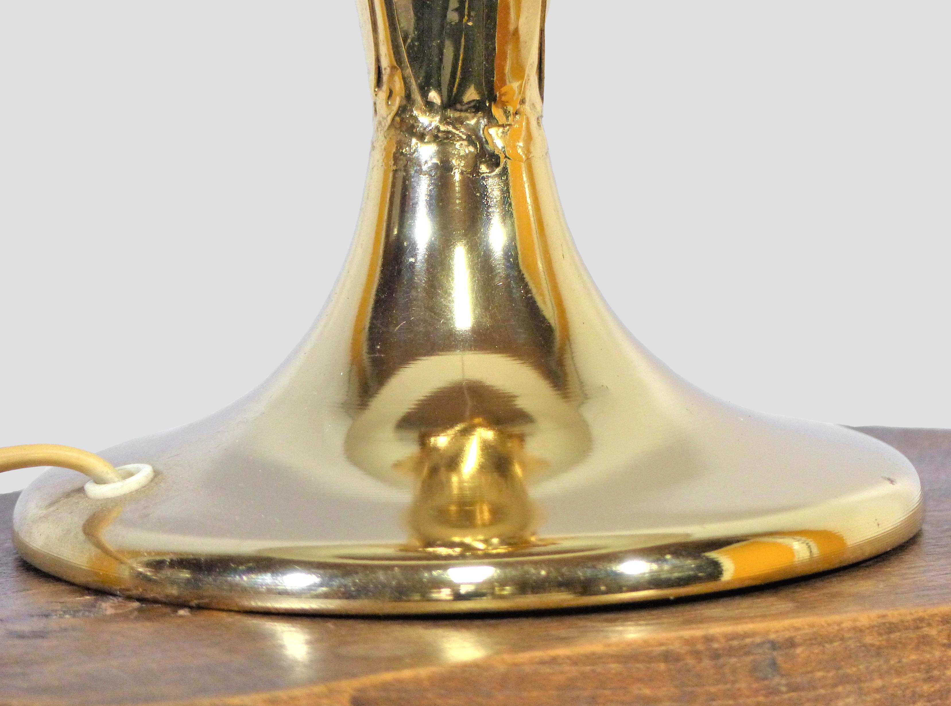 Brass table lamp stand with palmettes