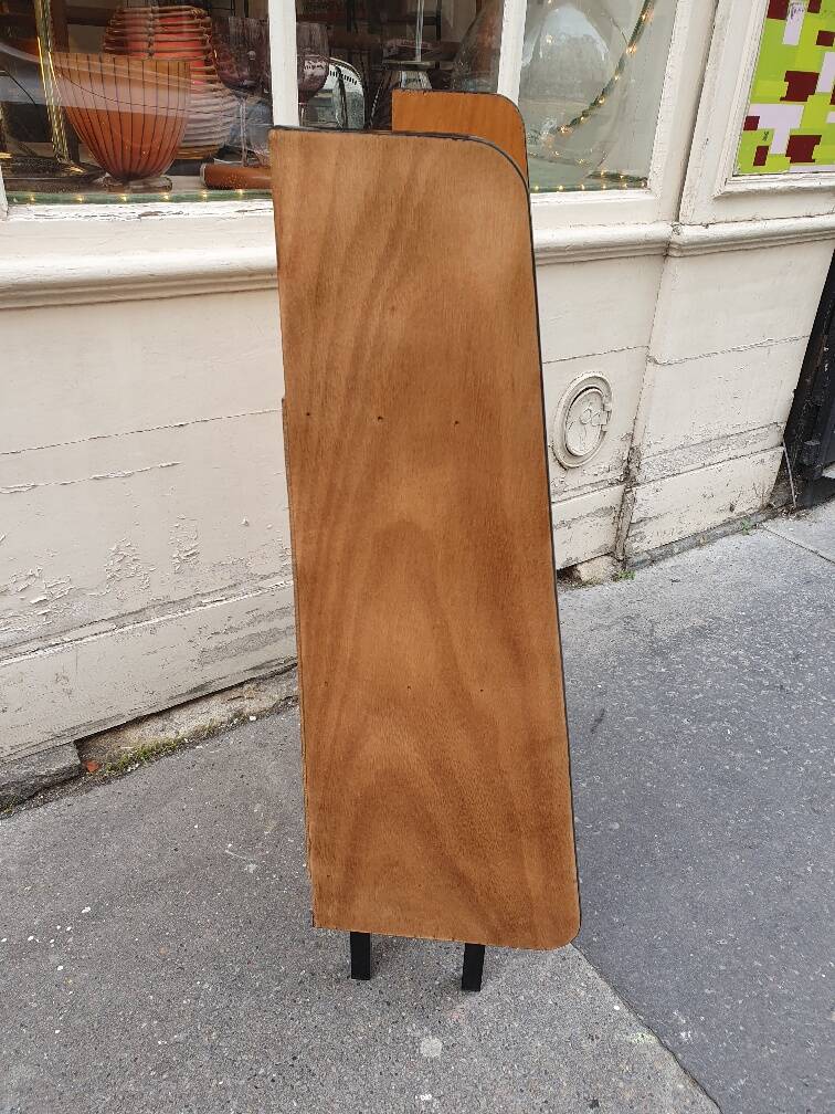 Wooden bookcase-shelf on black metal legs, Pierre Guariche style, 1960