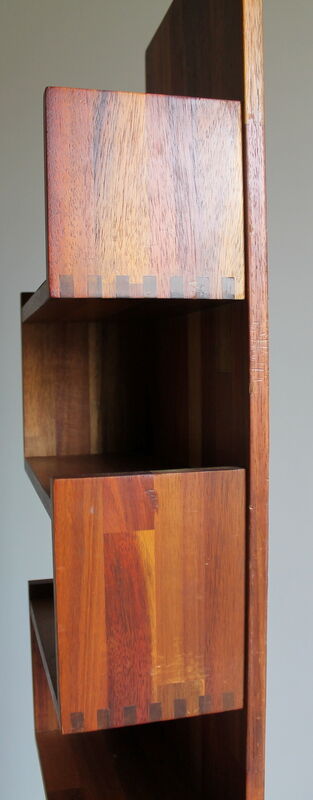 Vintage shelf year 80