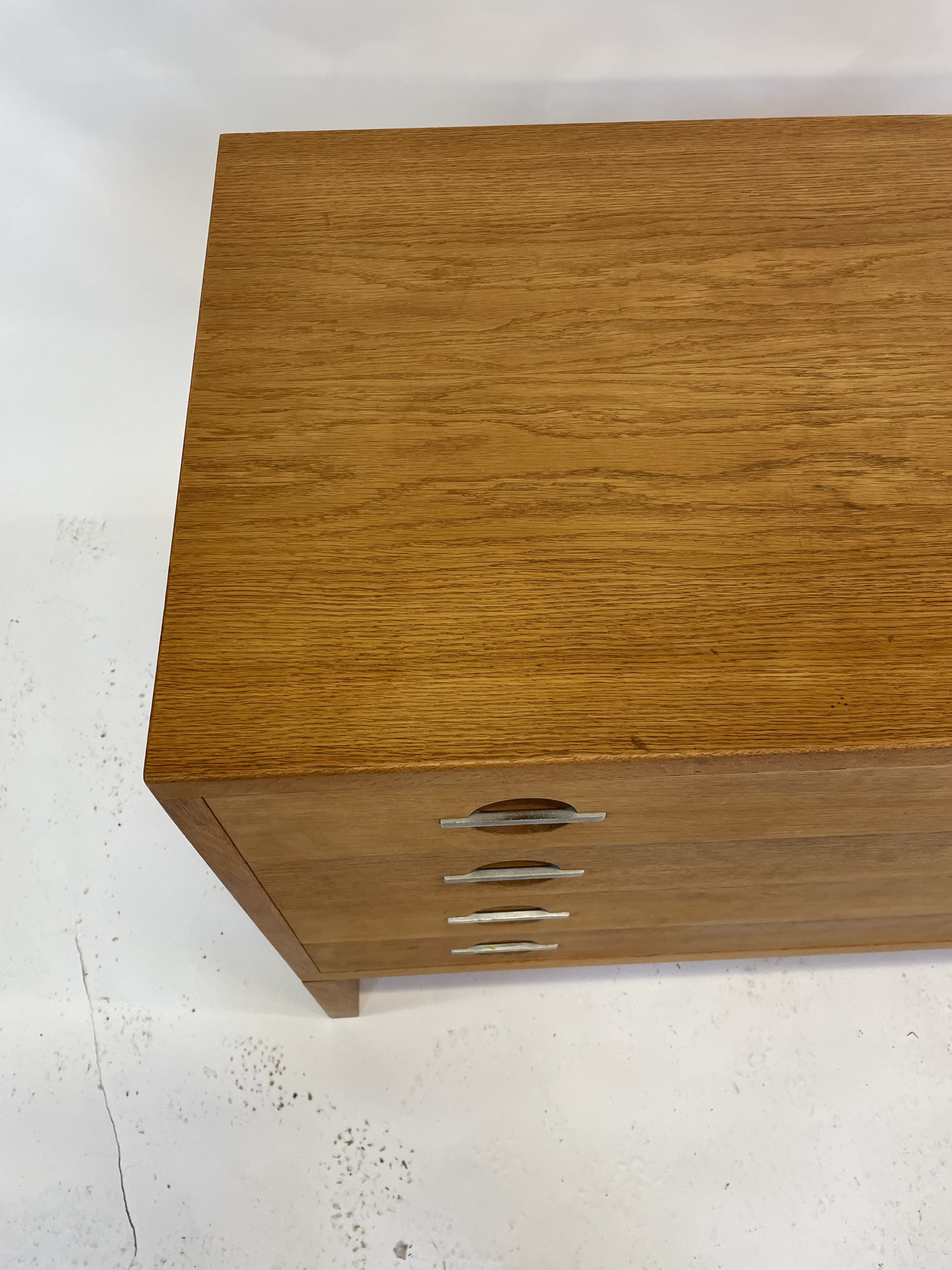Hans J Wegner oak chest of drawers for RY Møbler, Denmark 60