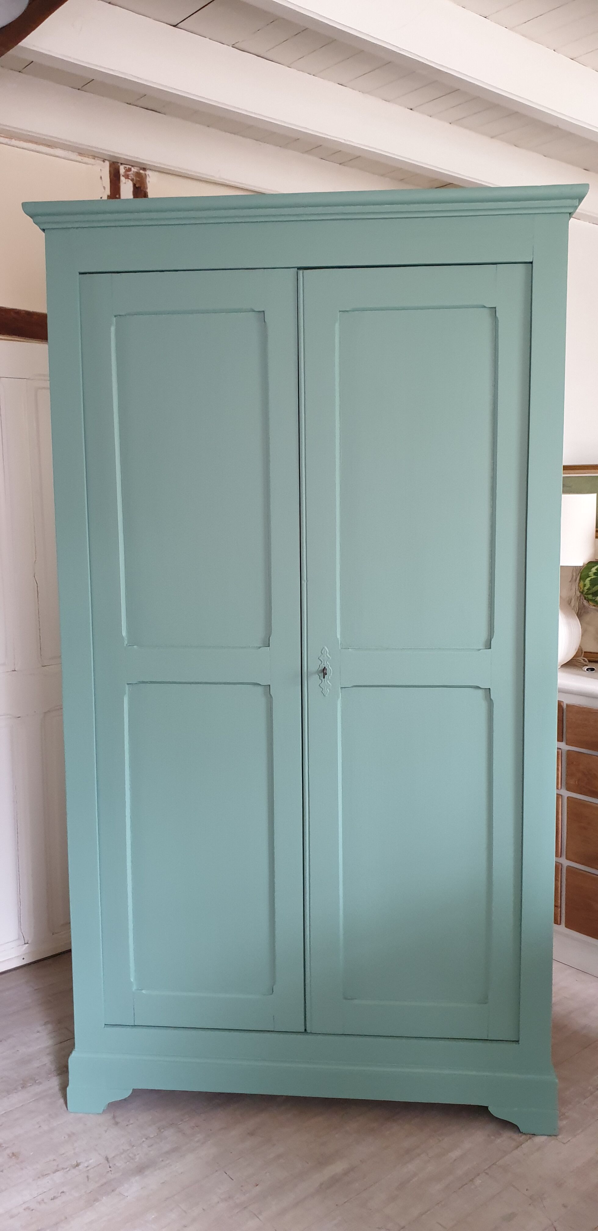 Green grey cabinet