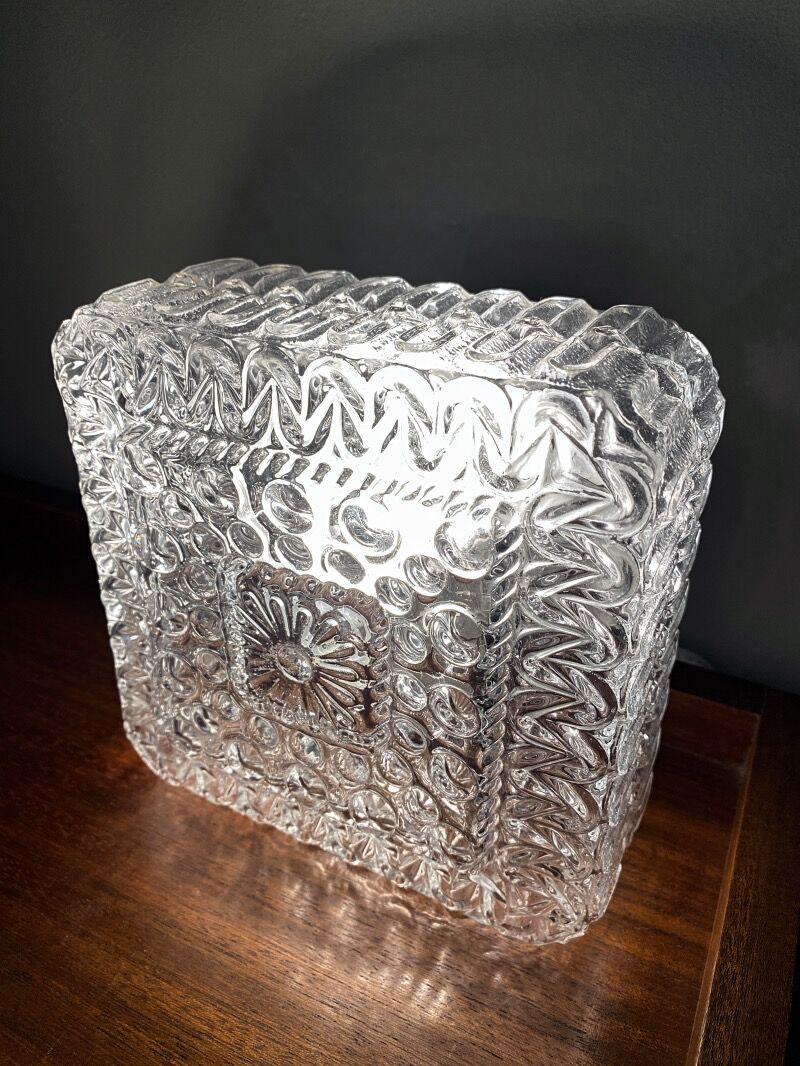 Ceiling lamp or wall lamp in square glass