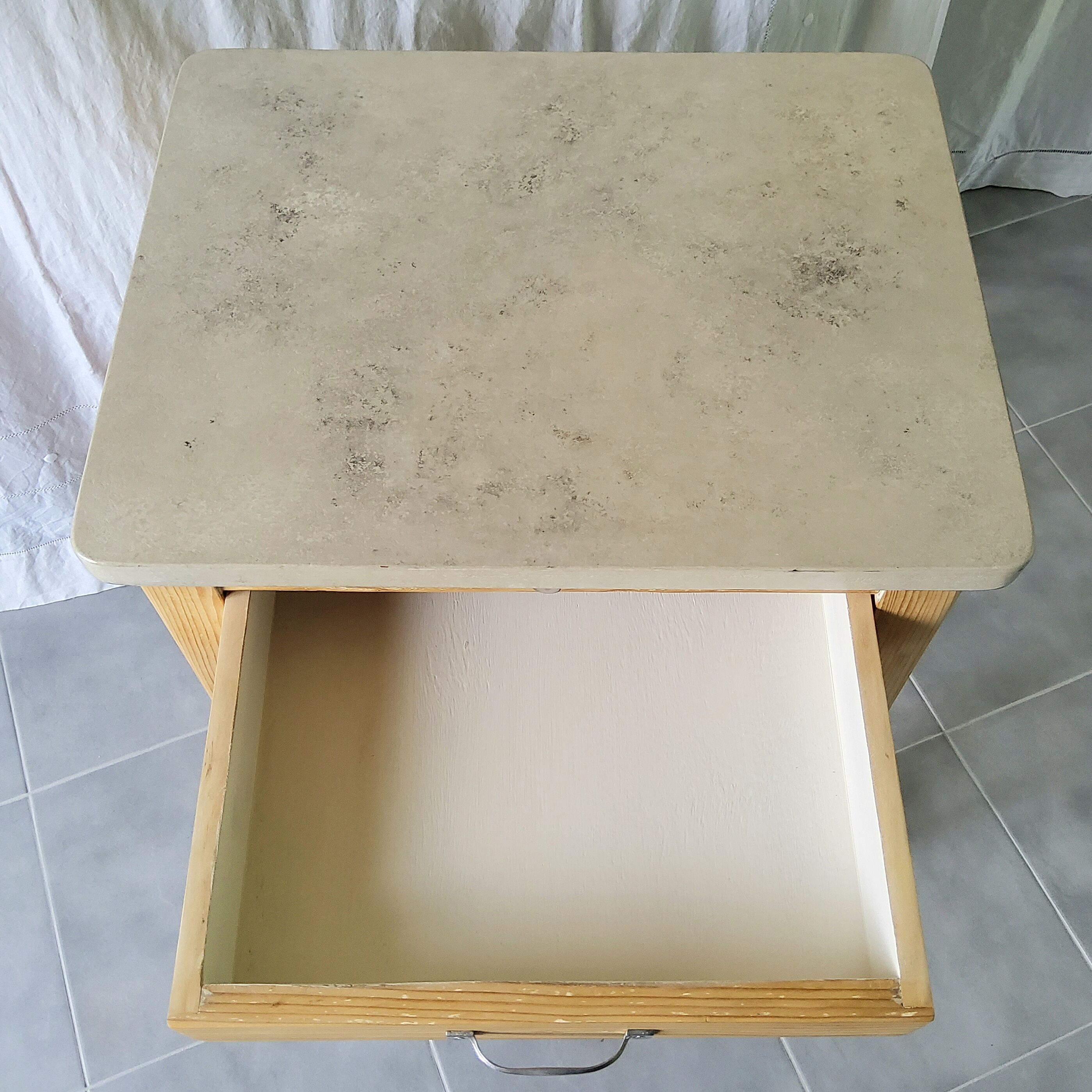 Vintage kitchen service