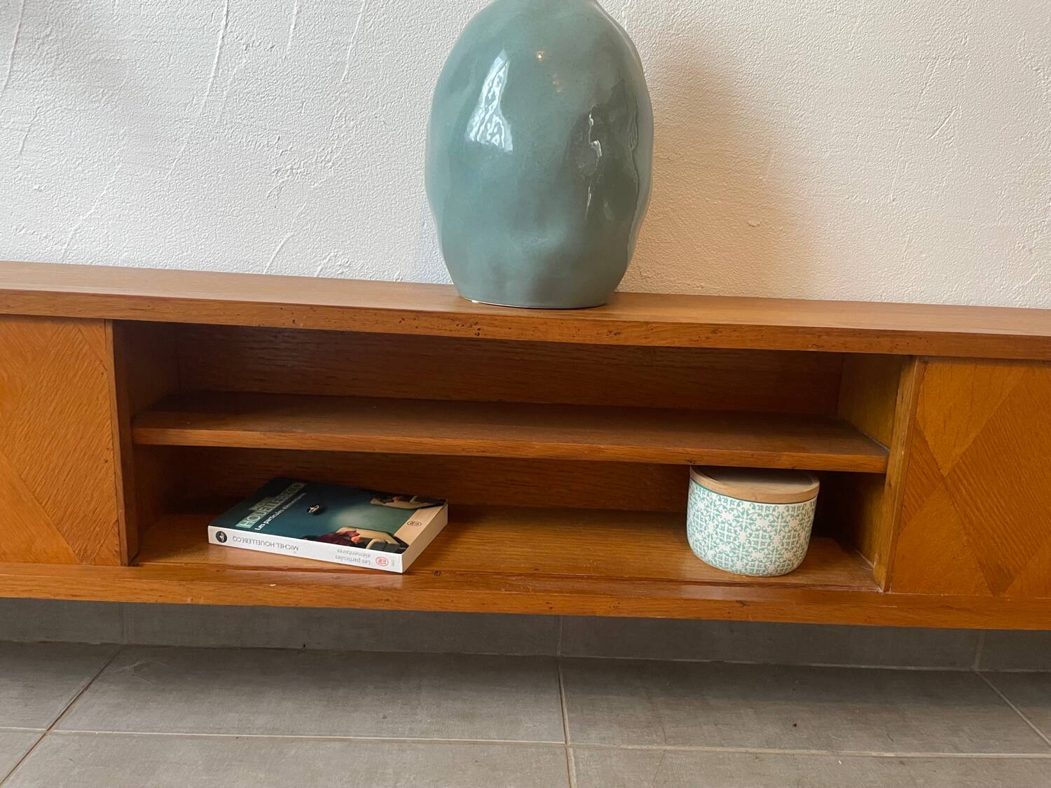 Vintage oak sideboard (shallow)