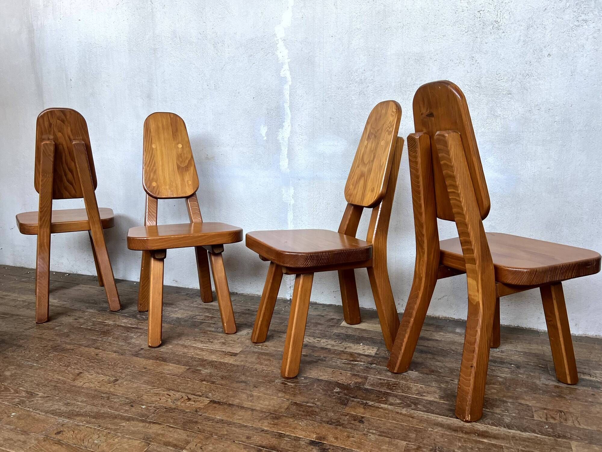 Brutalist pine chair 1970 Seltz style Regain Chapo Perriand vintage design