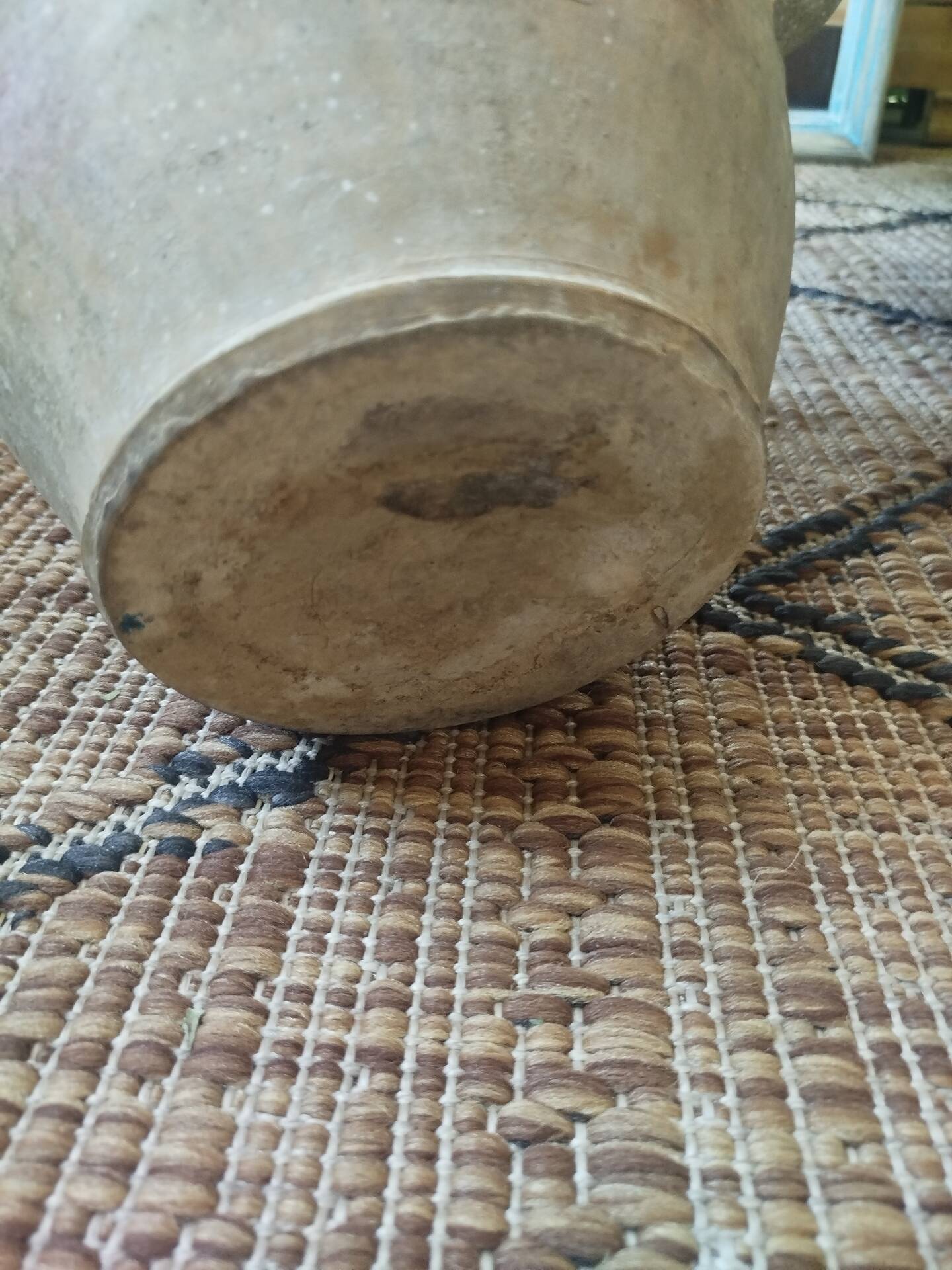 Terracotta pot