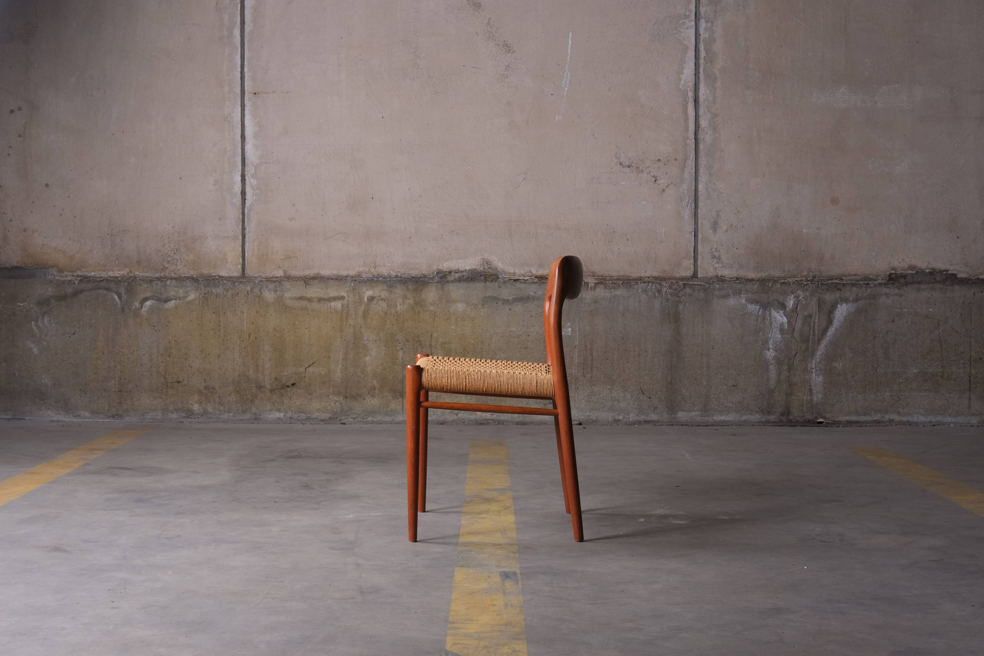 Niels O. Møller model 75 dining chair