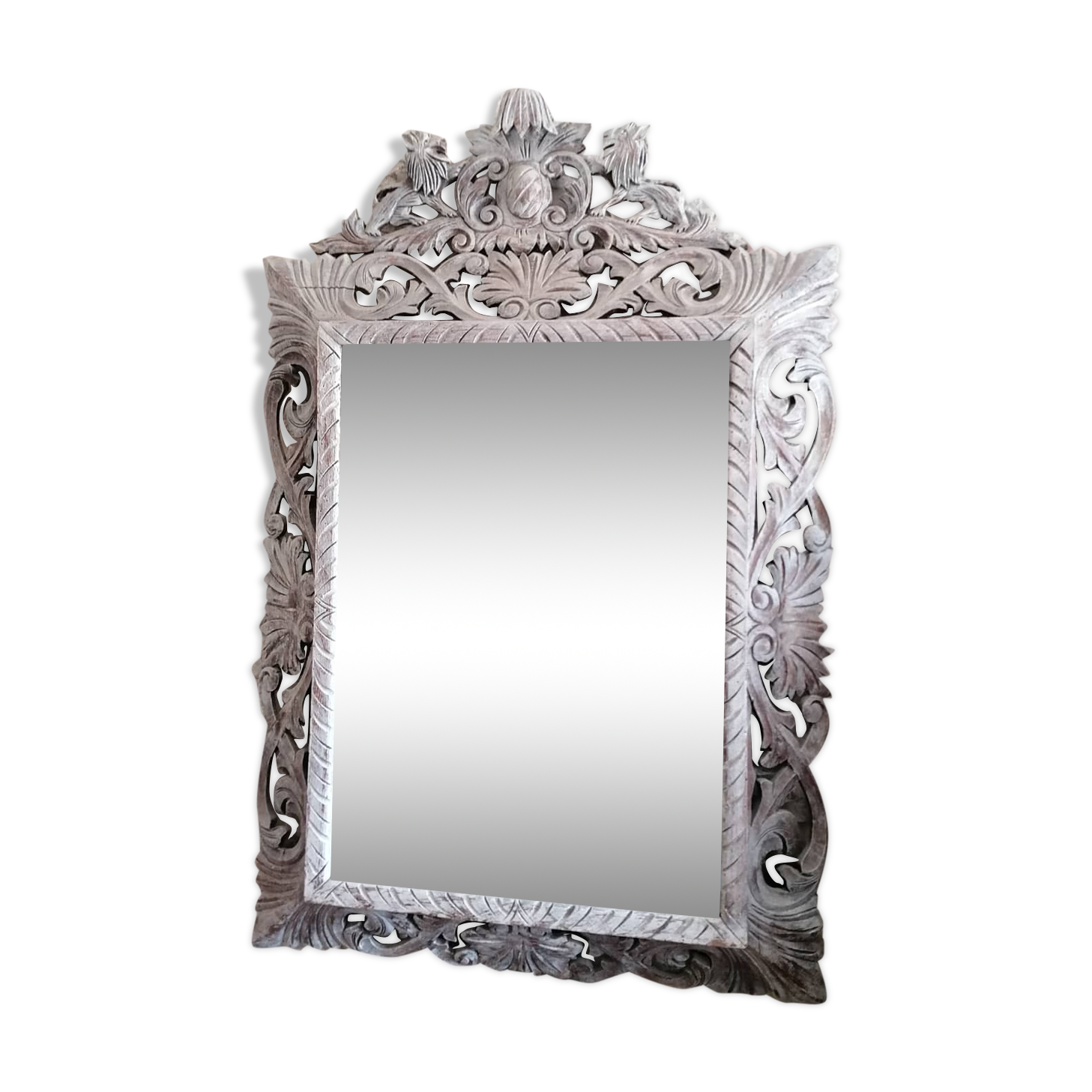 Miroir bois sculpté patiné céruse - 130x83cm