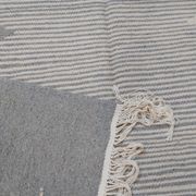 Tapis gris traditionnel fait main en pure laine 151x204cm