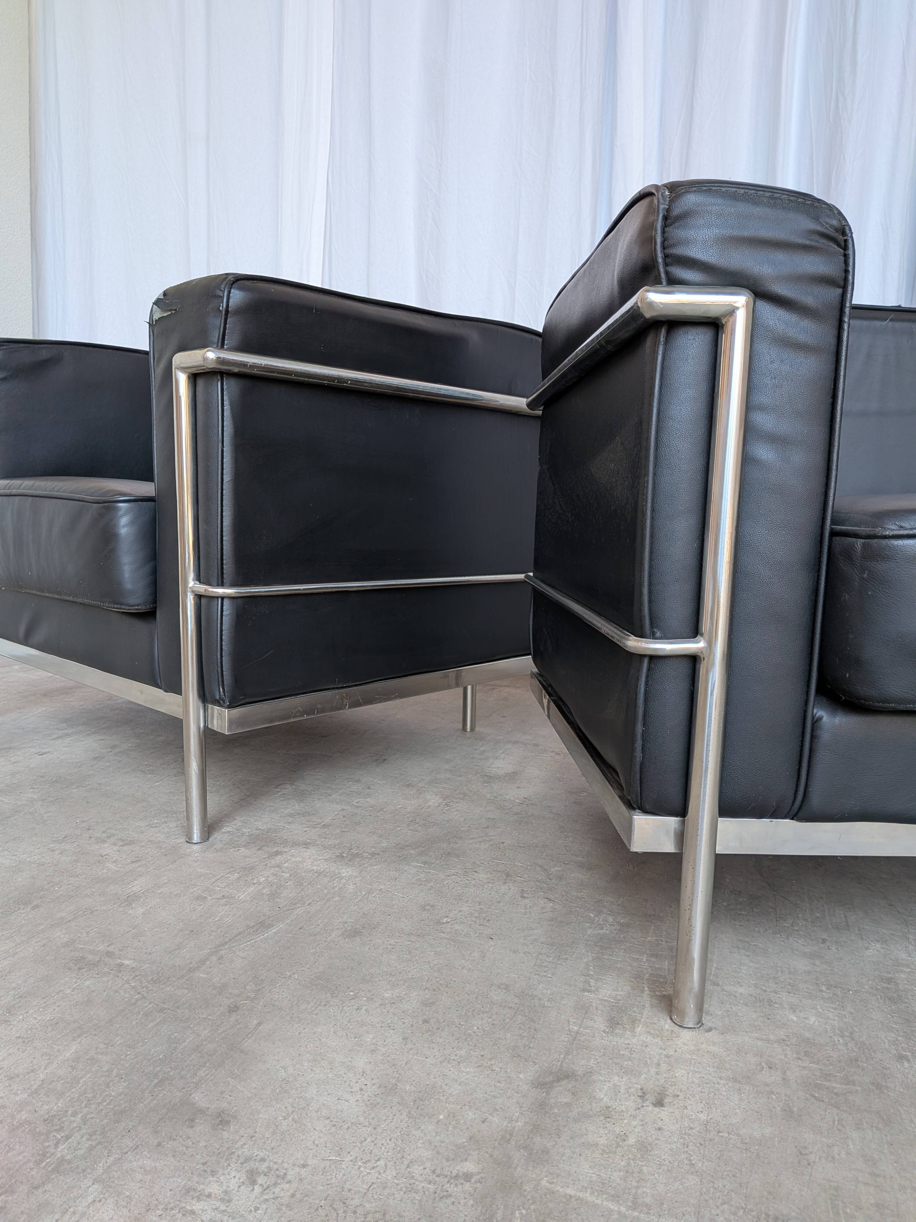 Set of 2 Mid-century Black Leather Lounge Chairs / Italian Design Armchairs