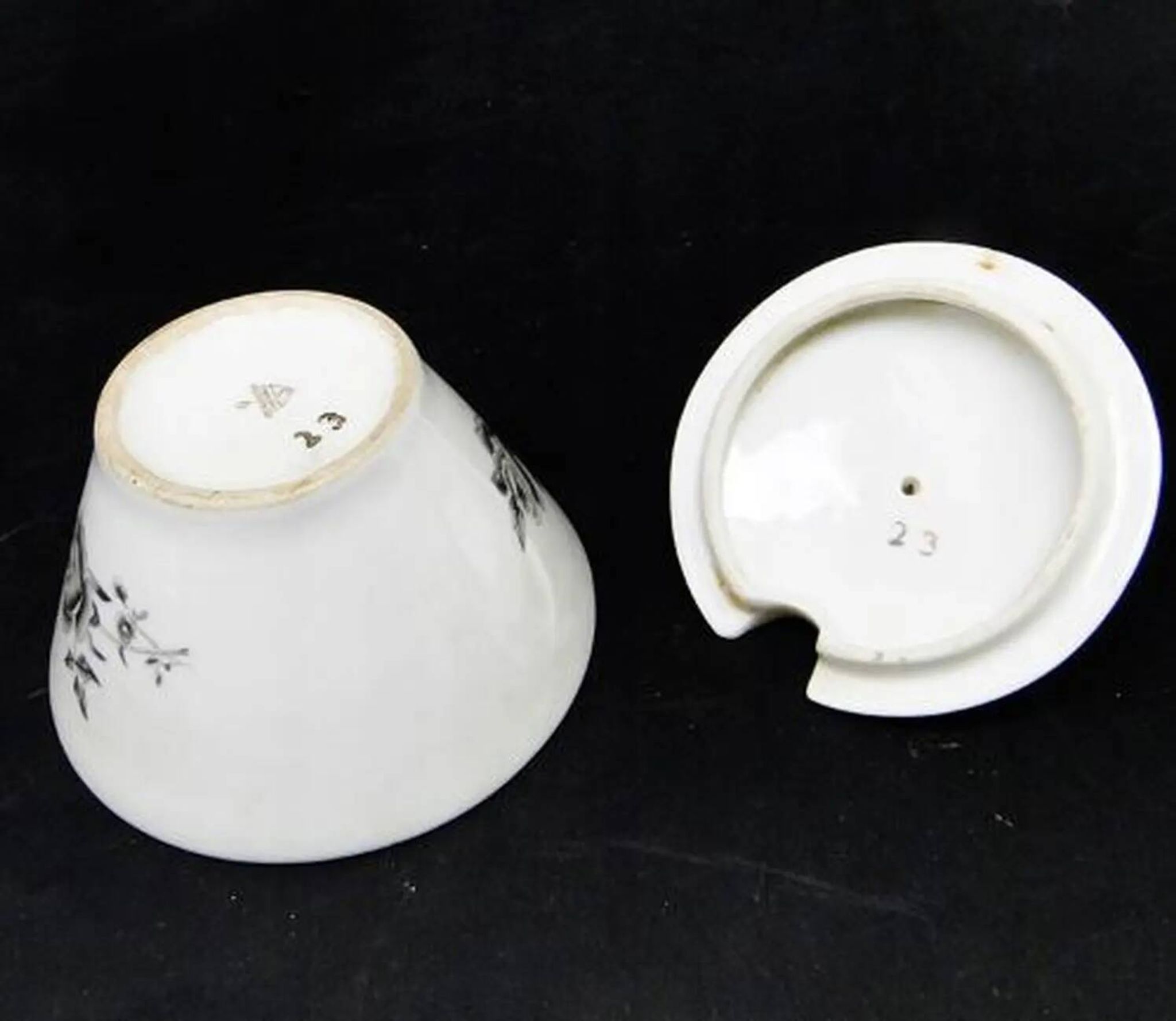 Art Nouveau sugar bowl, cream ceramics, Ćmielów, Poland, 1960s