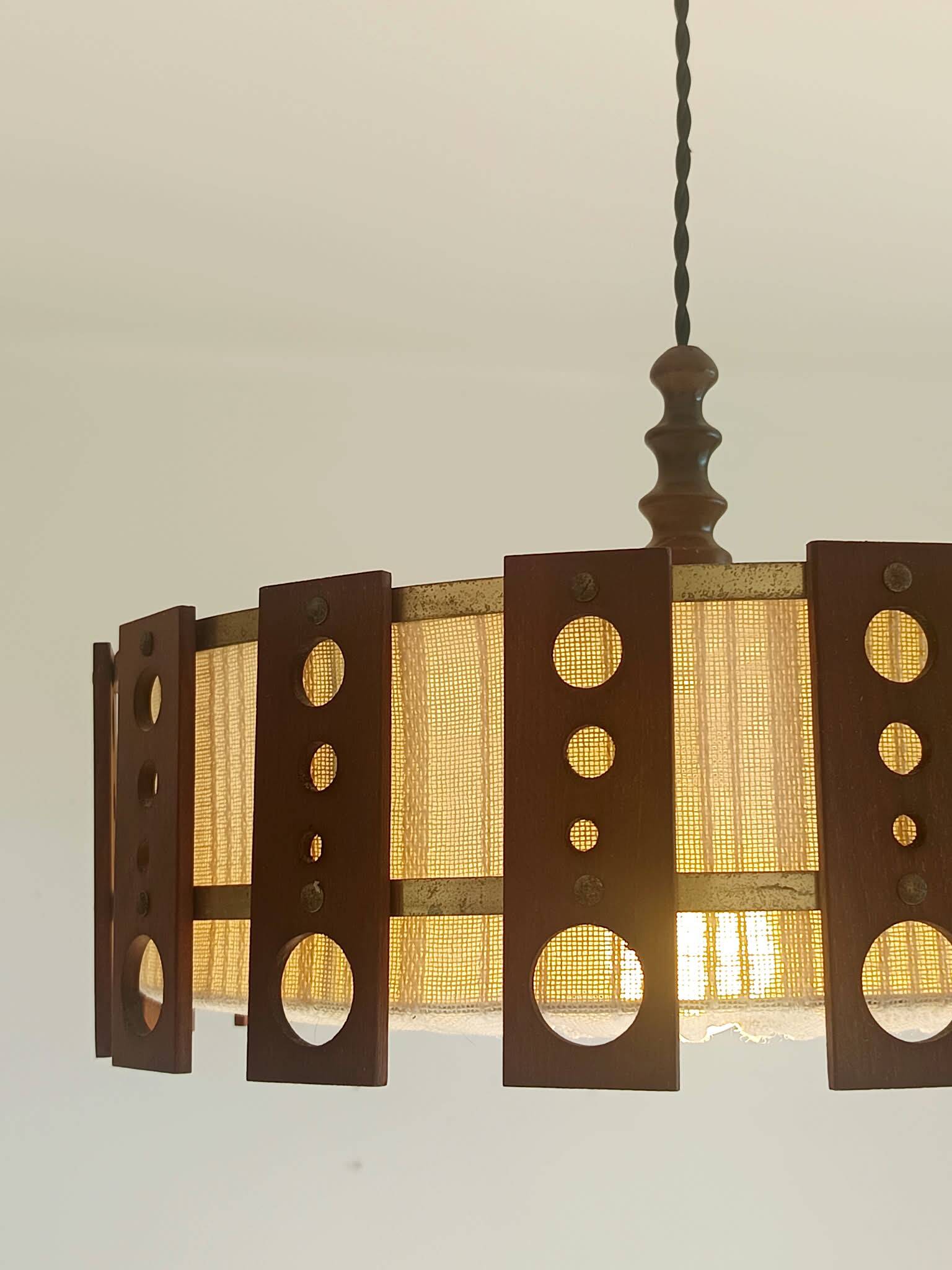 Suspension scandinave teck et tissu vers 1960