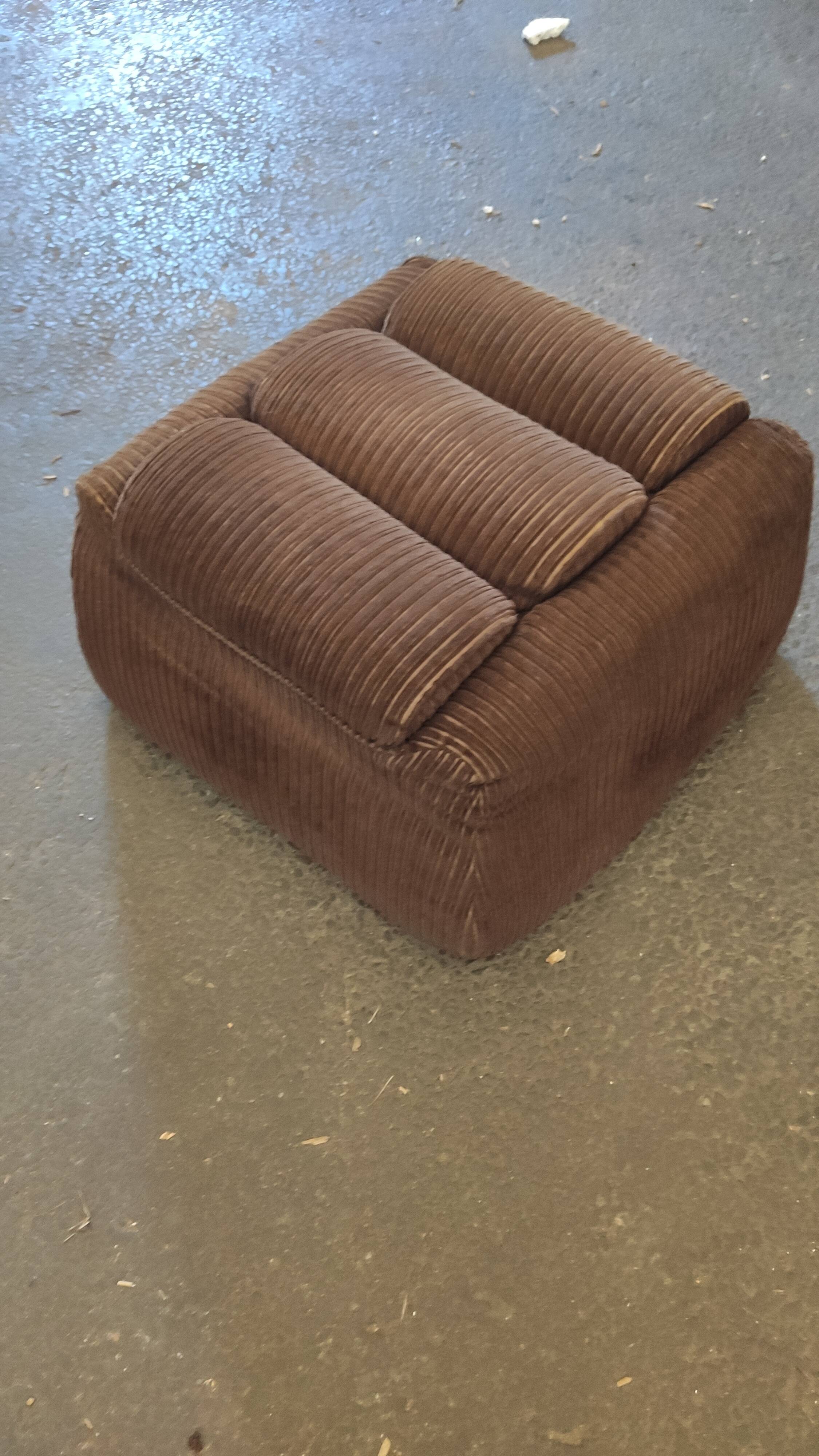 Pouf en velours côtelé, vintage