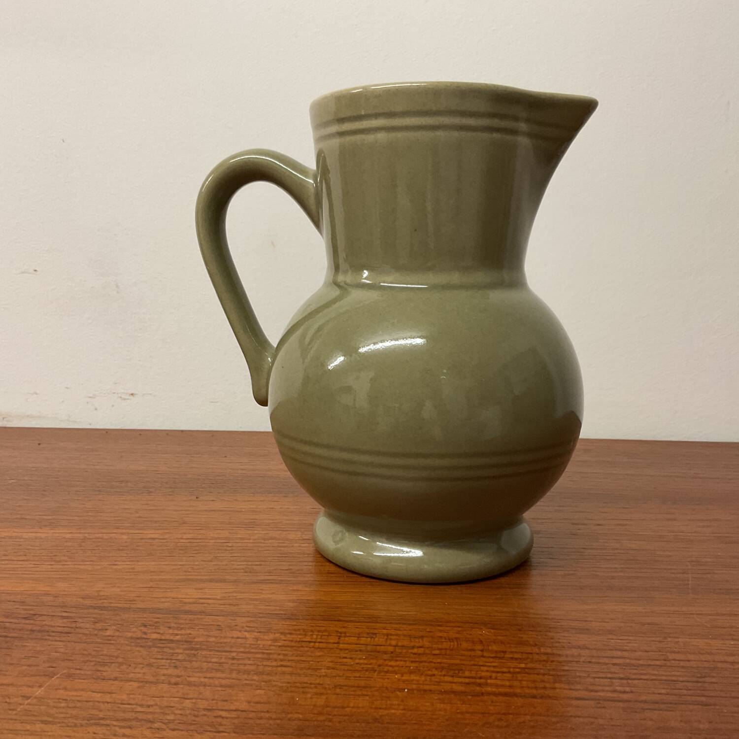 Émile Henry ceramic pot