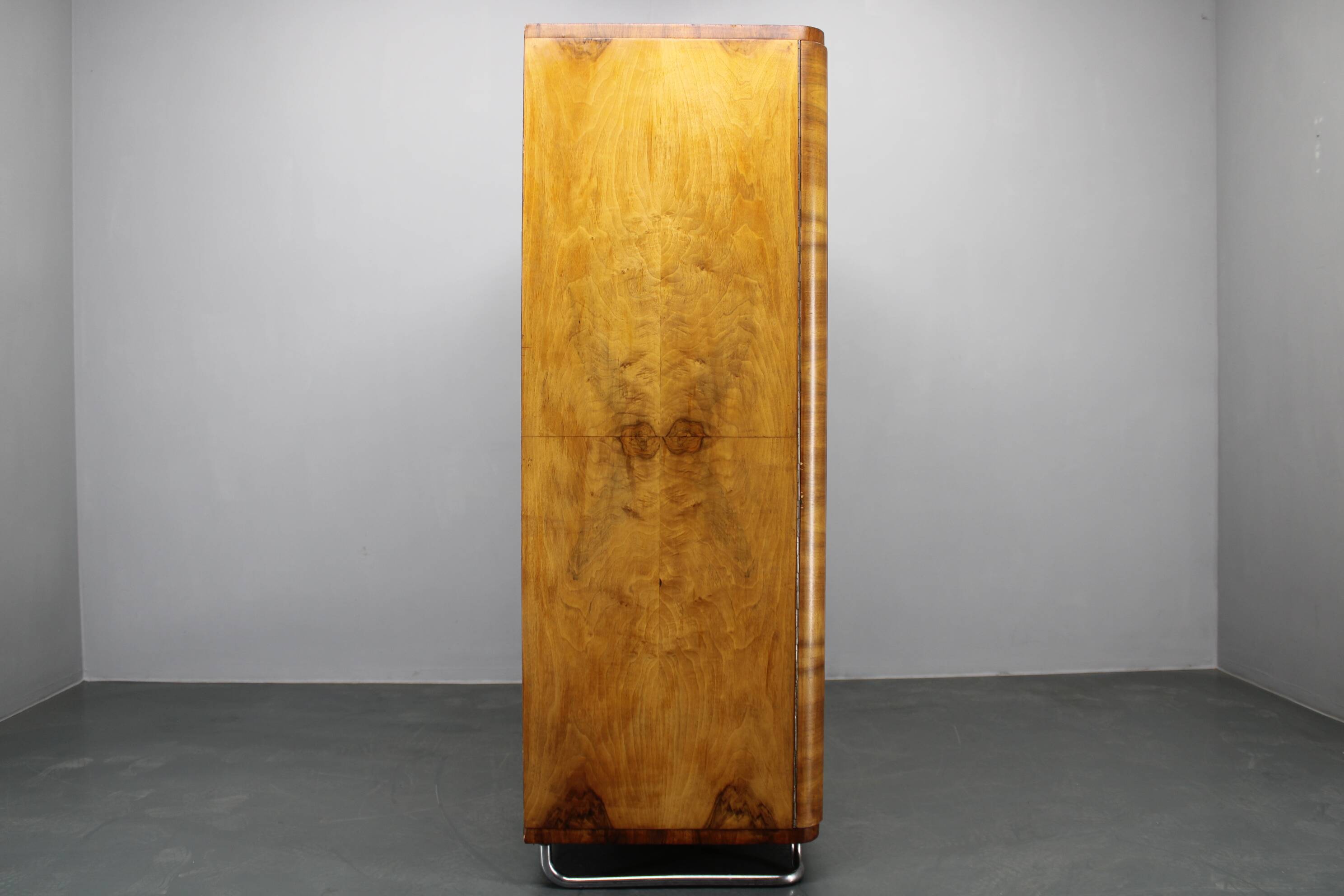 1930s Bauhaus Wardrobe by Vichr & Spol in walnut Finish, Czechoslovakia