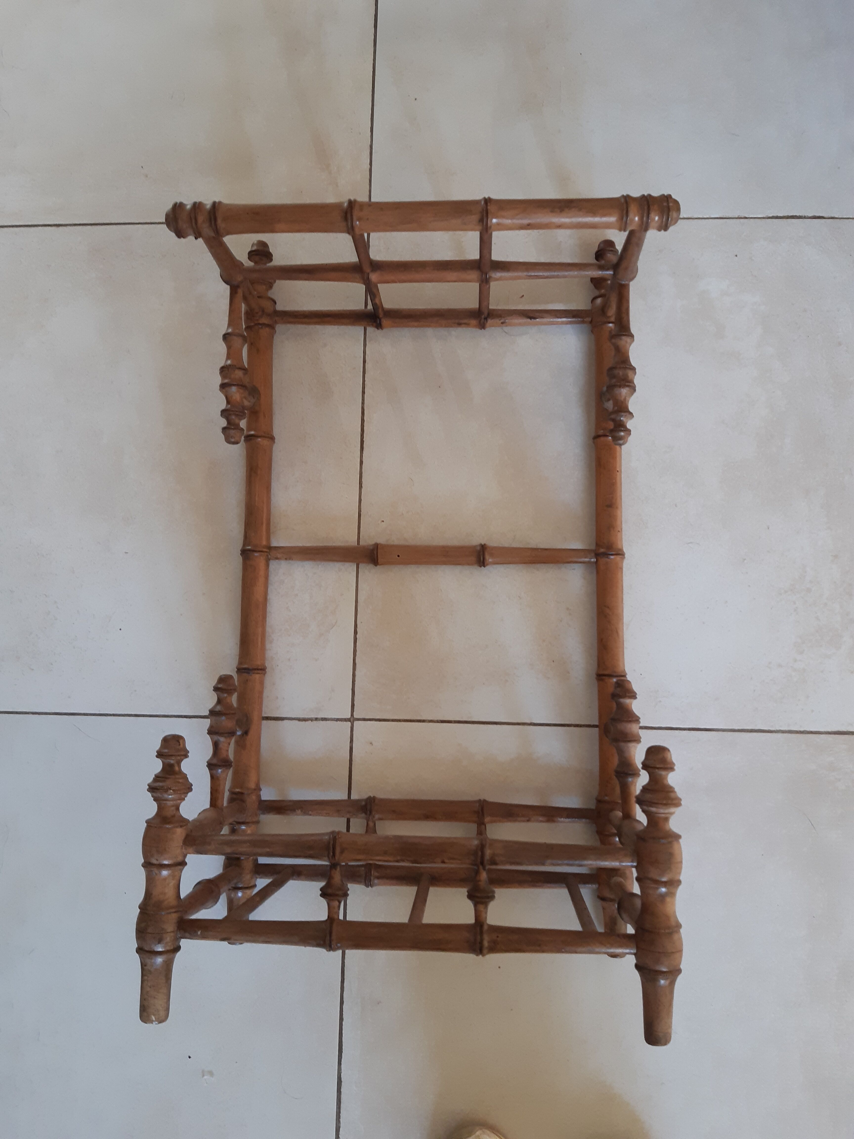 Antique umbrella door