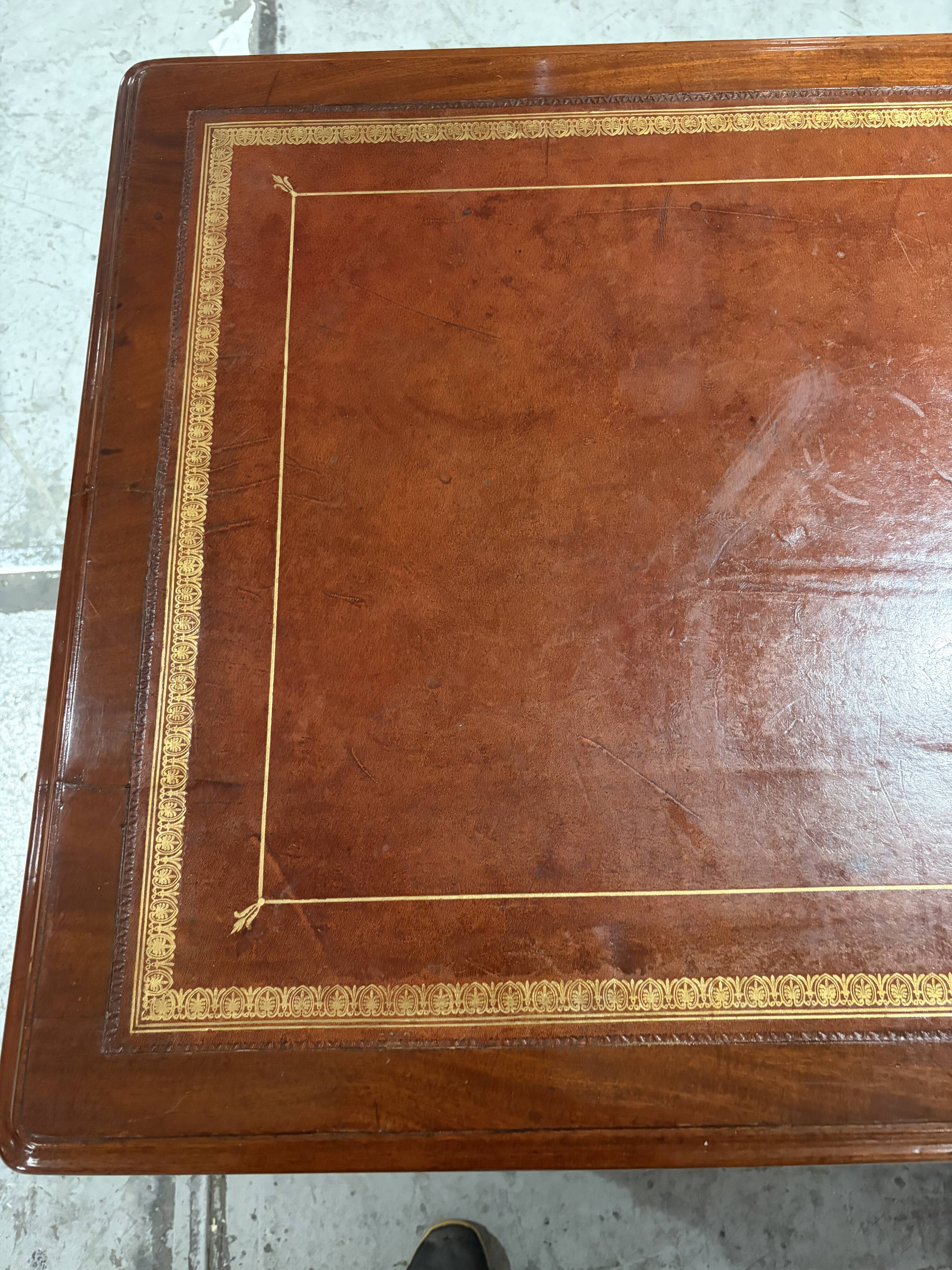 English desk 19th century