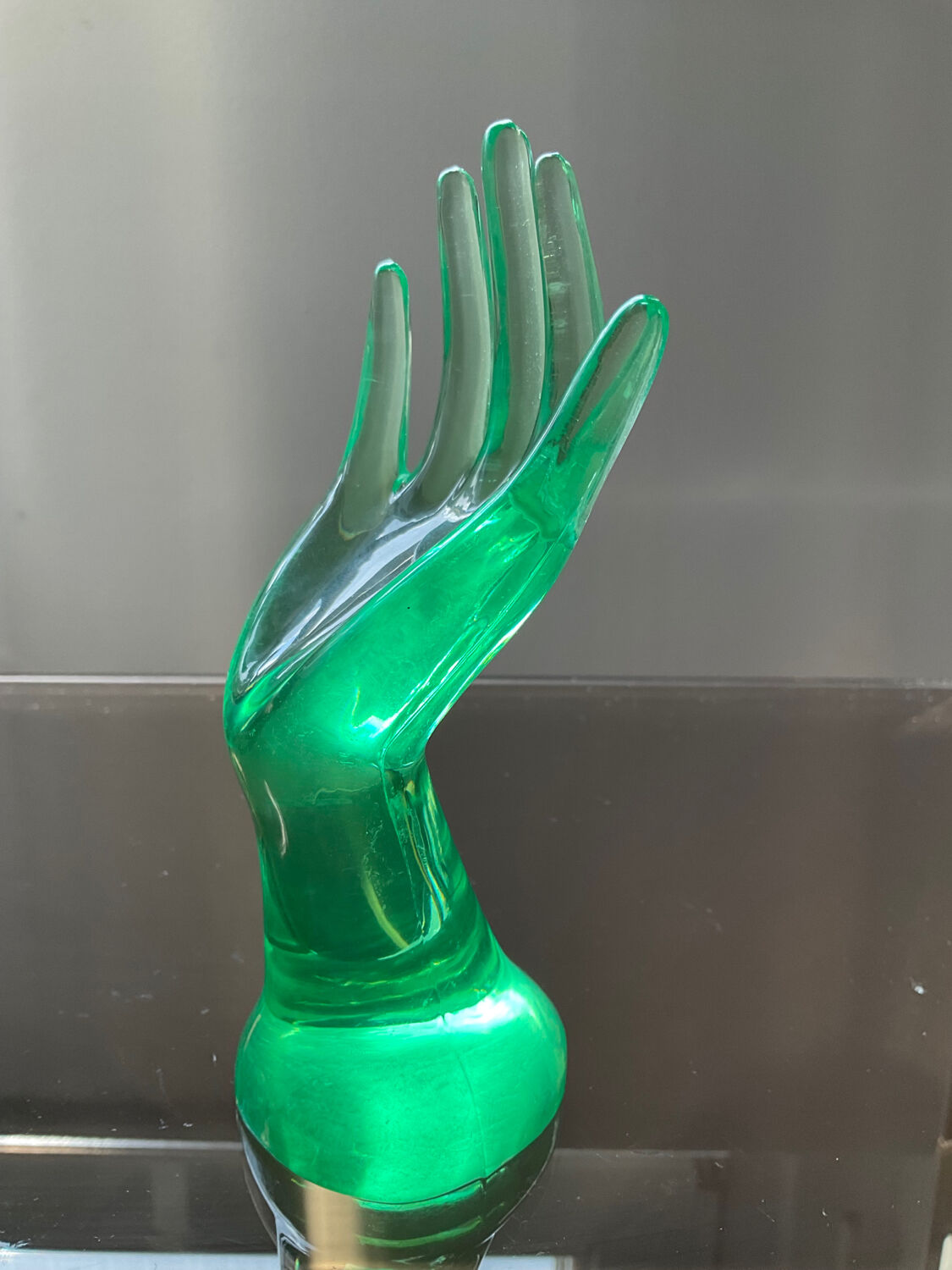 Vintage Plexiglas Ring Hand from the 70s-80s
