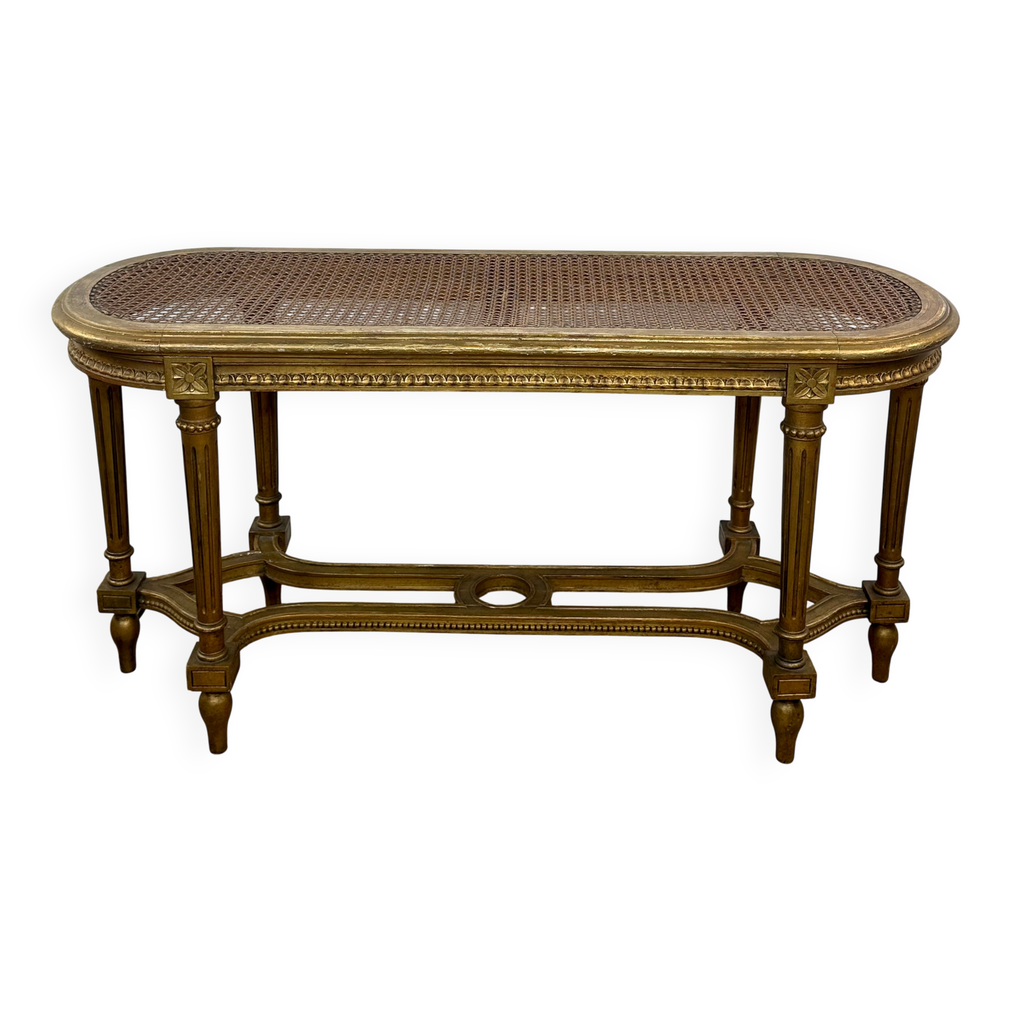 Banquette cannée dorée de style Louis XV