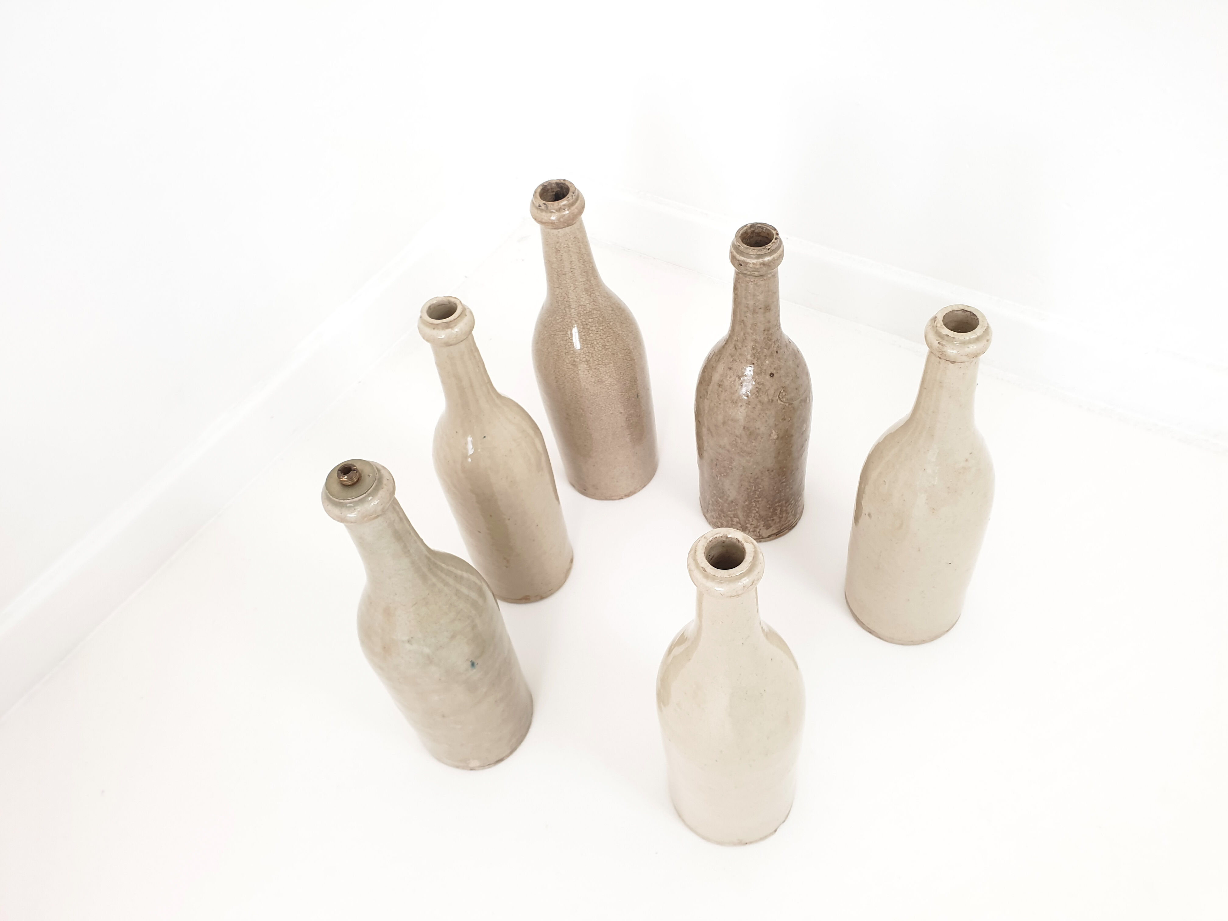 Set of 6 bottles in sandstone