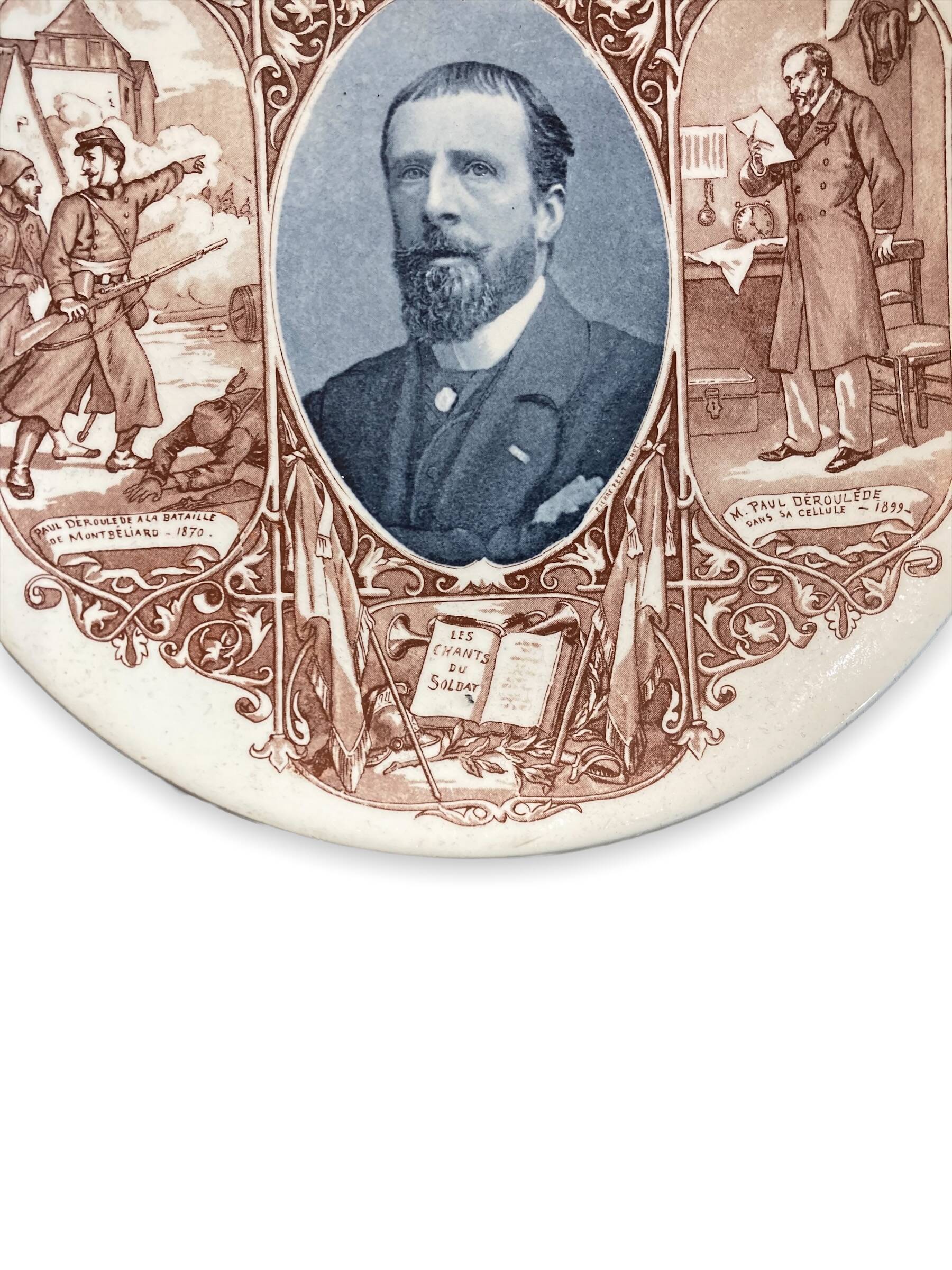 Assiette Historiée Commémorative En Faience De Sarreguemines Paul Déroulède 1870
