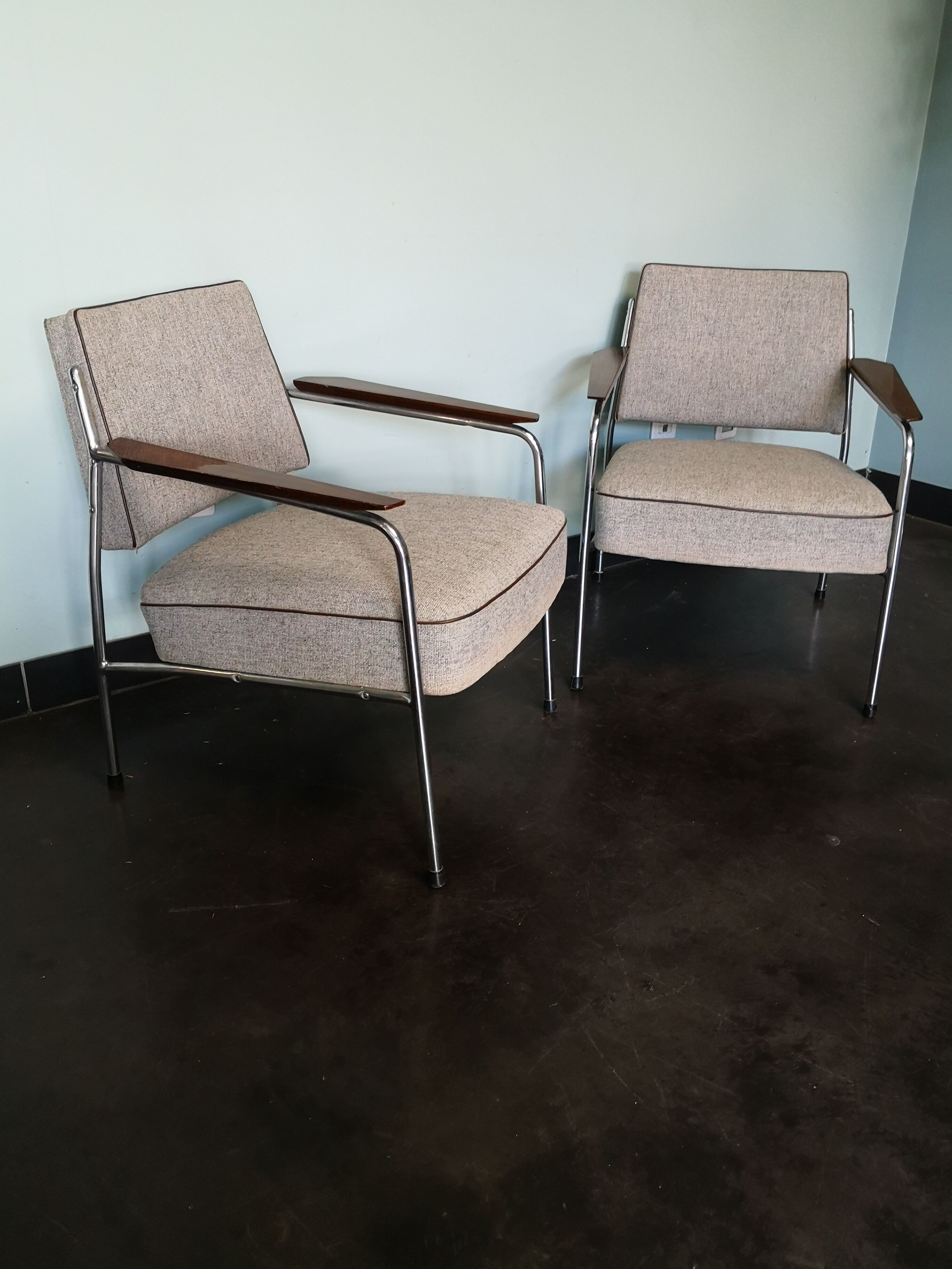 Fauteuil tchèque, 1960, métal, tissu et bois