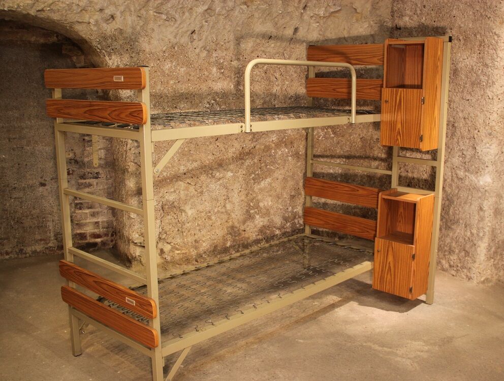 Bunk metal bed