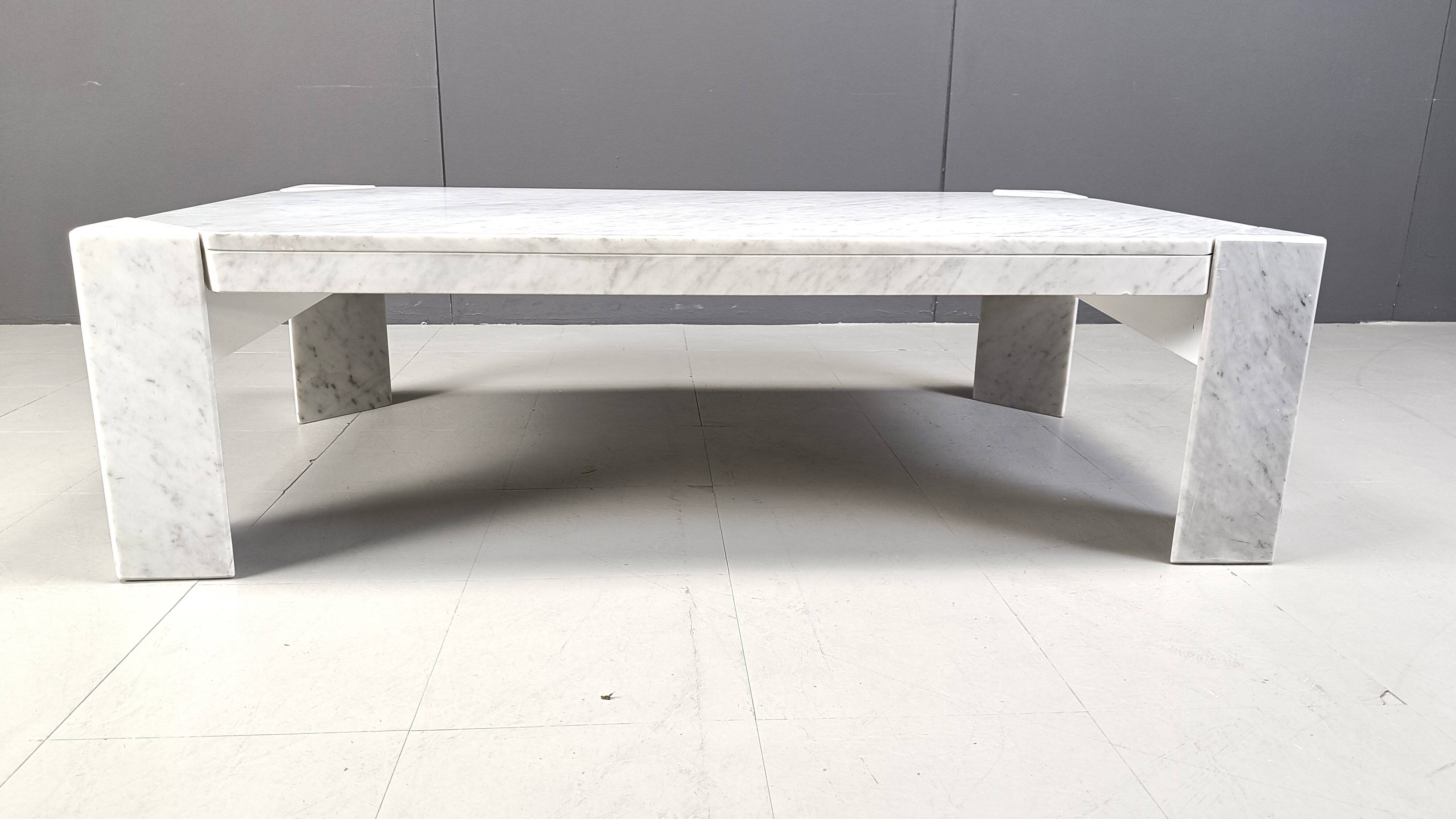 Vintage italian marble coffee table, 1970s